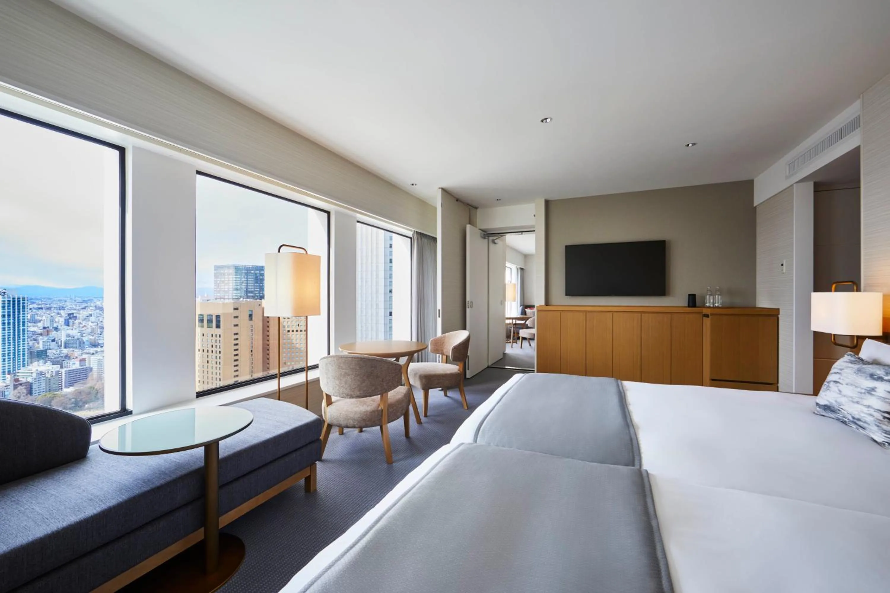 Deluxe Select Twin Connecting Rooms - Non-Smoking in Keio Plaza Hotel Tokyo