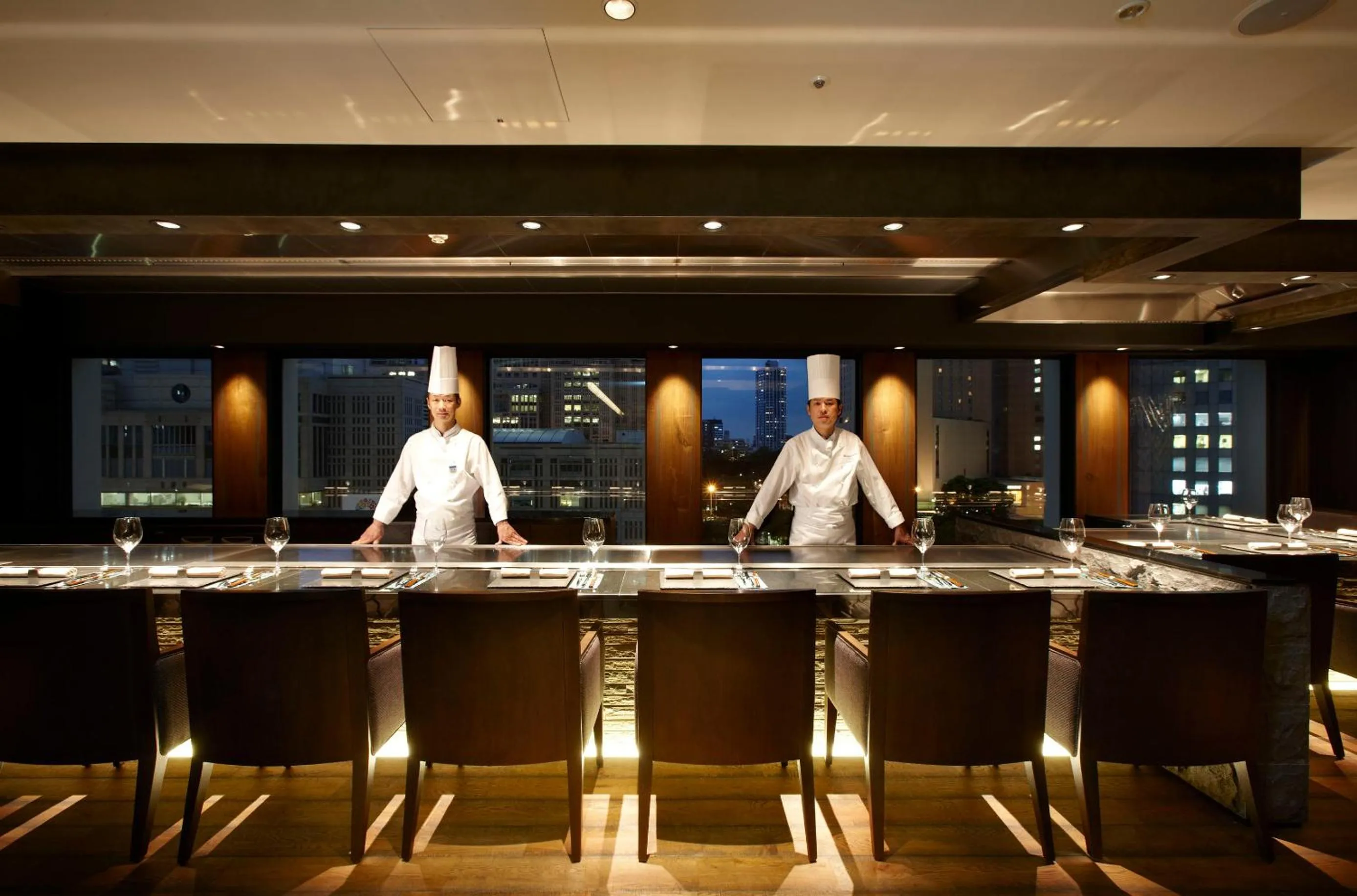 Restaurant/places to eat in Keio Plaza Hotel Tokyo