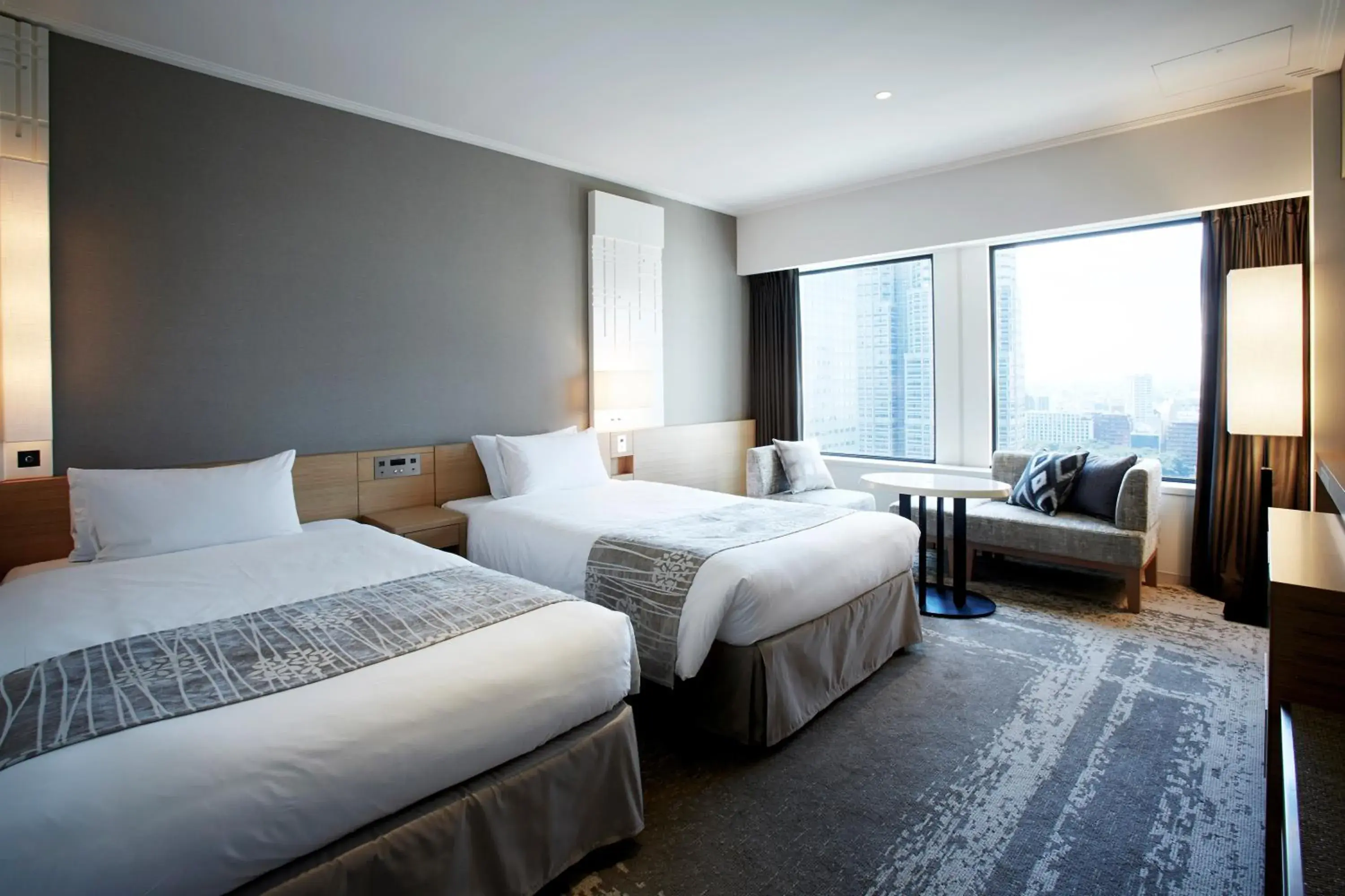 Plaza Superior in South Wing - single occupancy - Non-Smoking - Twin Room in Keio Plaza Hotel Tokyo Plaza Superior in South Wing - single occupancy - Non-Smoking - Twin Room in Keio Plaza Hotel Tokyo