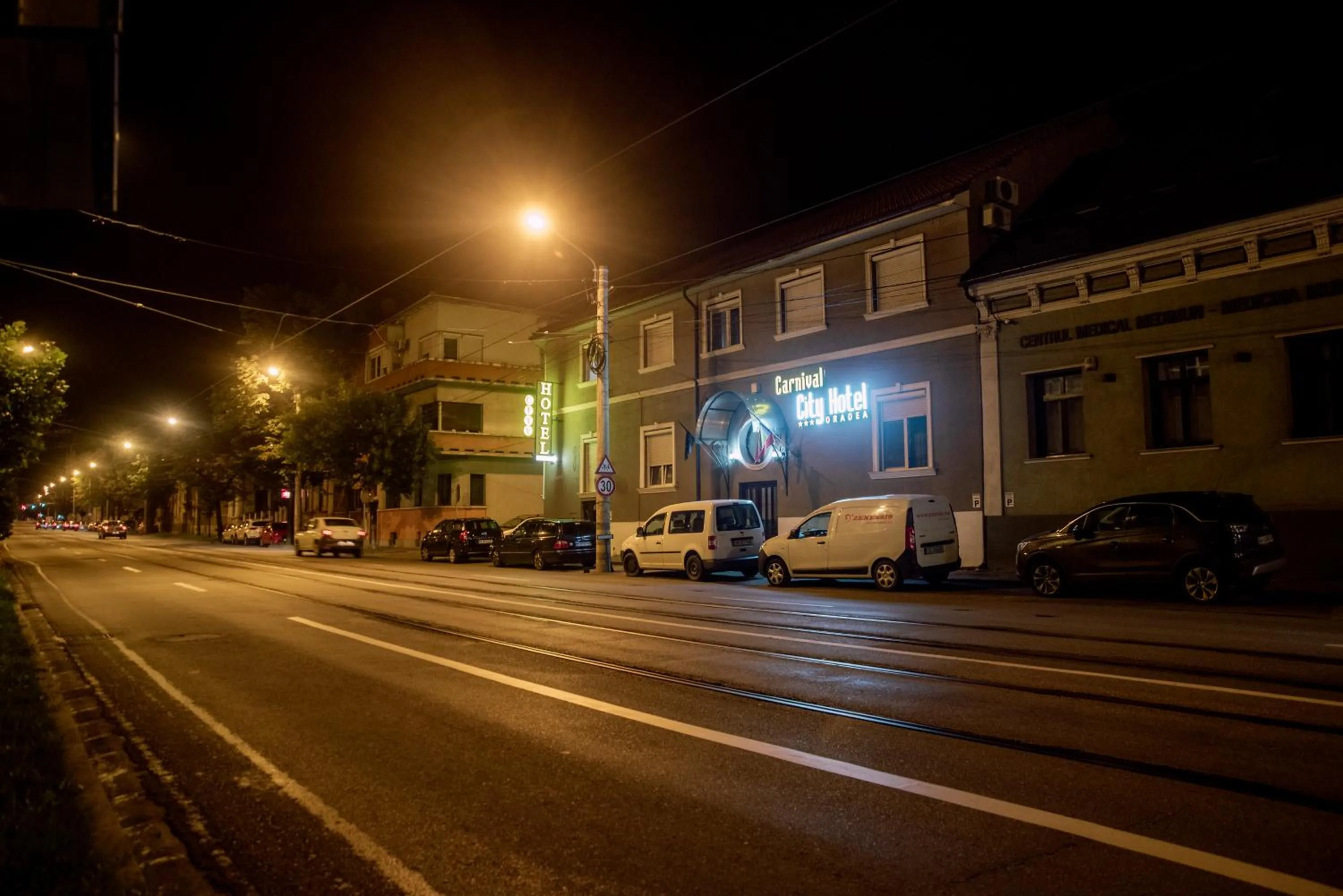 Property building in Carnival City Hotel Oradea