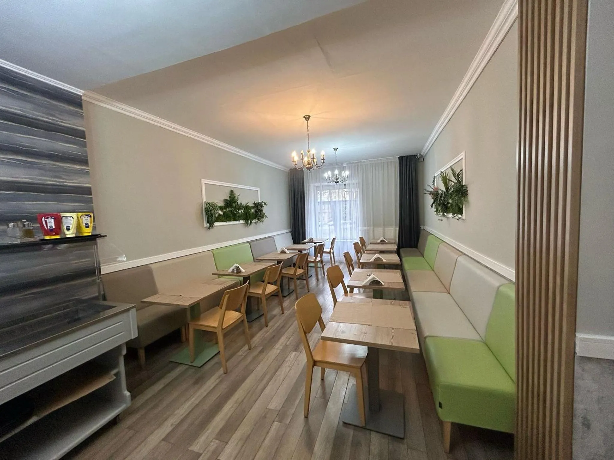 Dining area in Carnival City Hotel Oradea