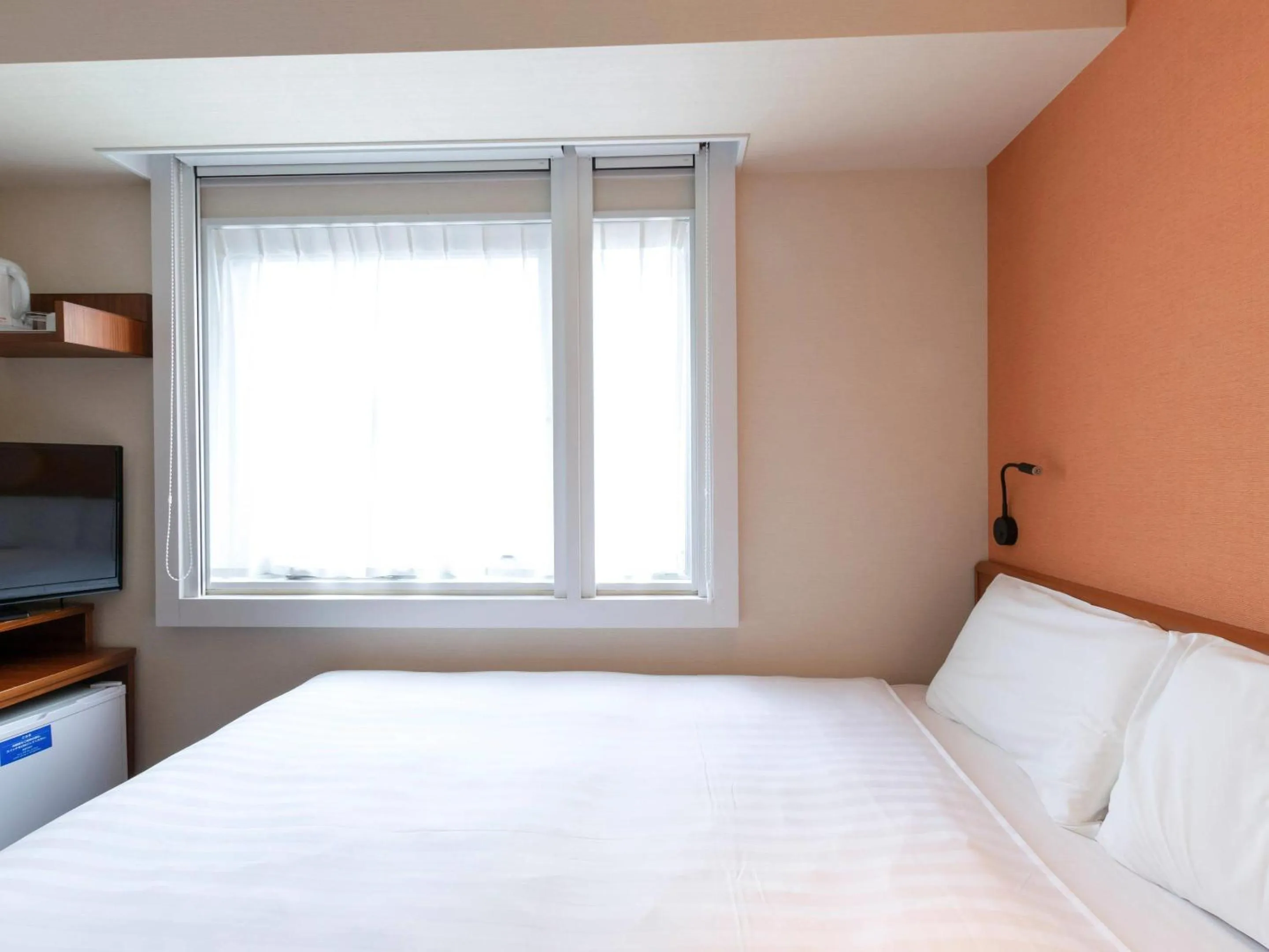 Bedroom, Bed in Comfort Inn Tokyo Roppongi