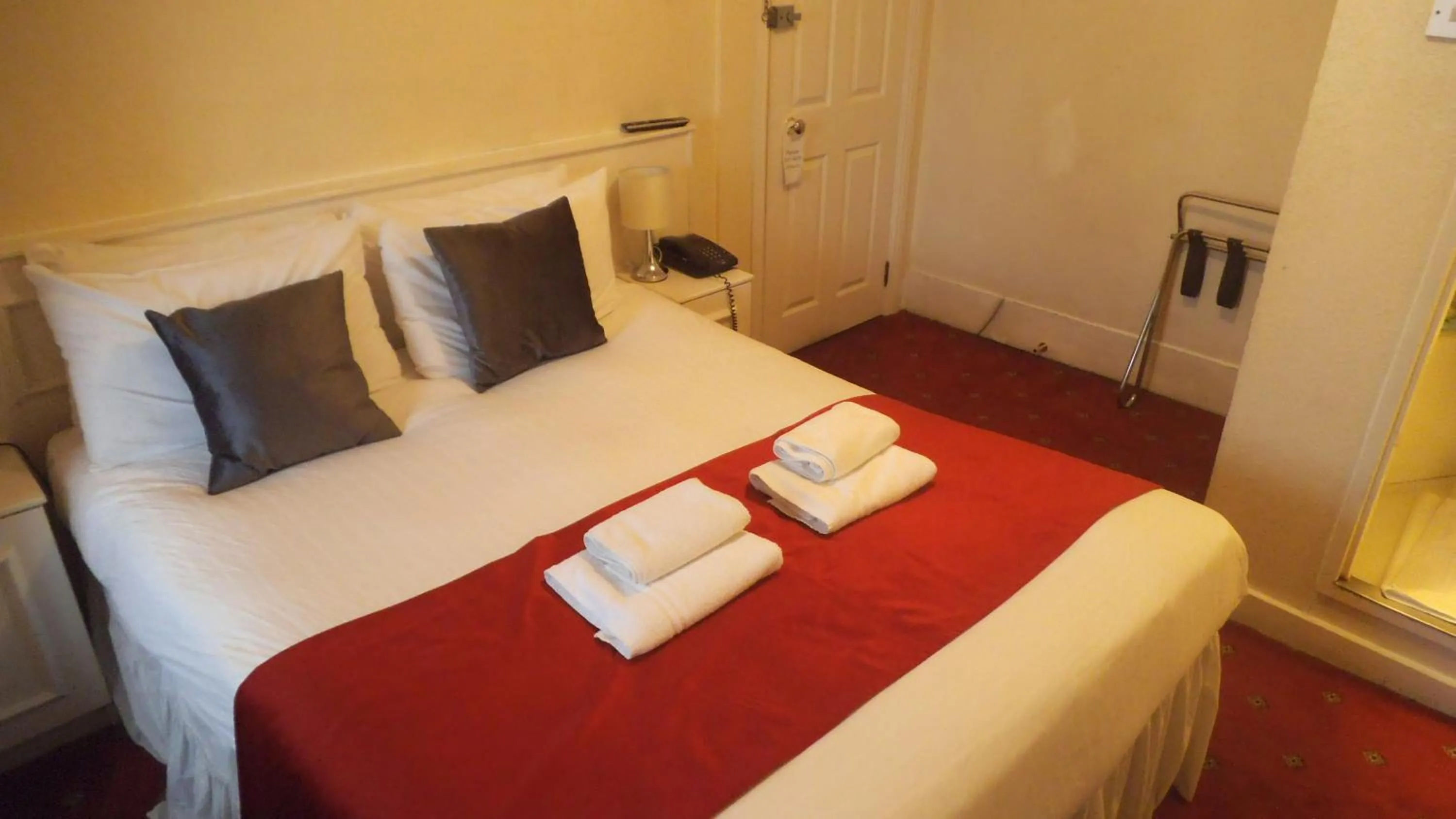 Bed in Arran House Hotel