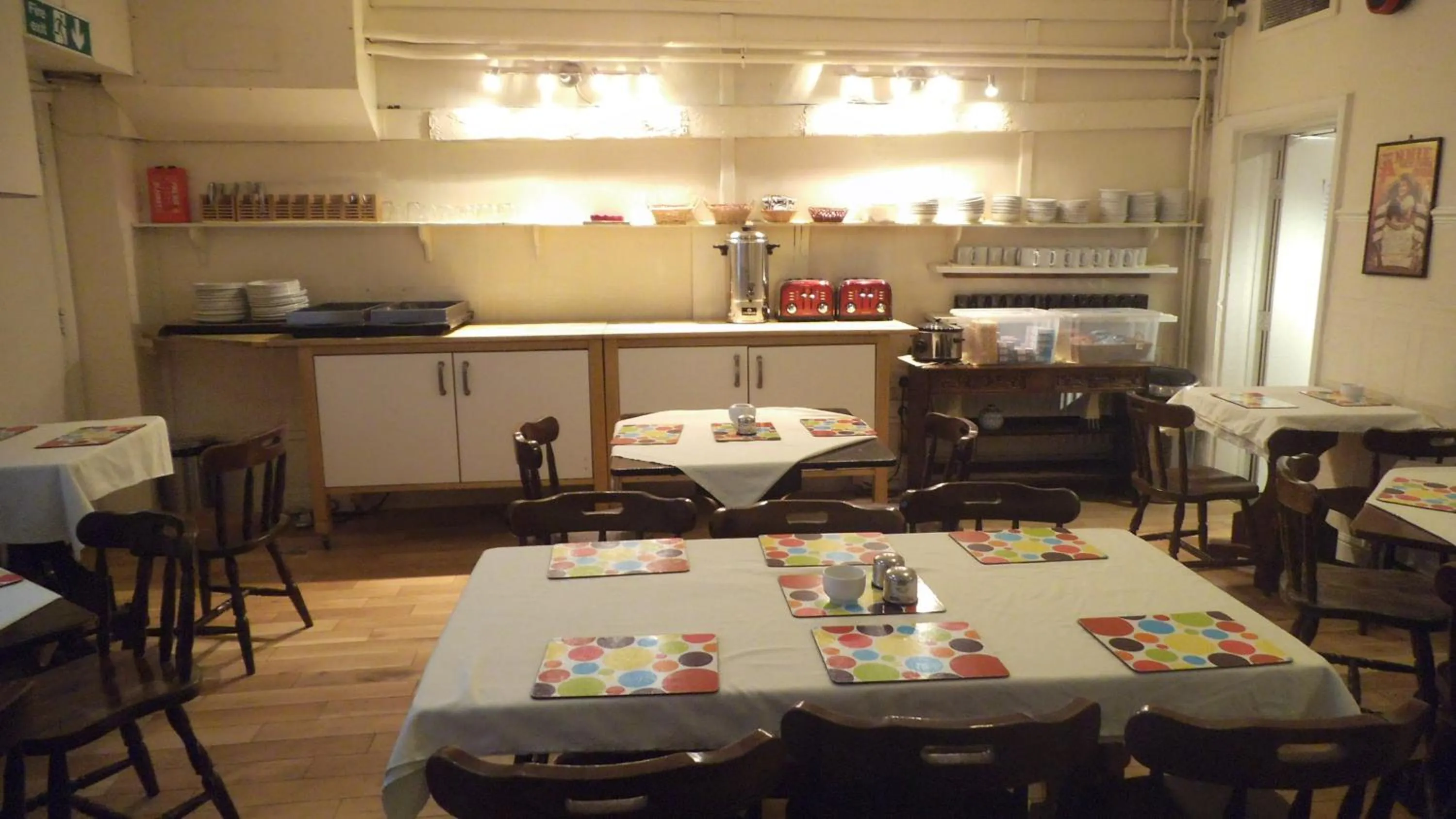 Restaurant/places to eat in Arran House Hotel