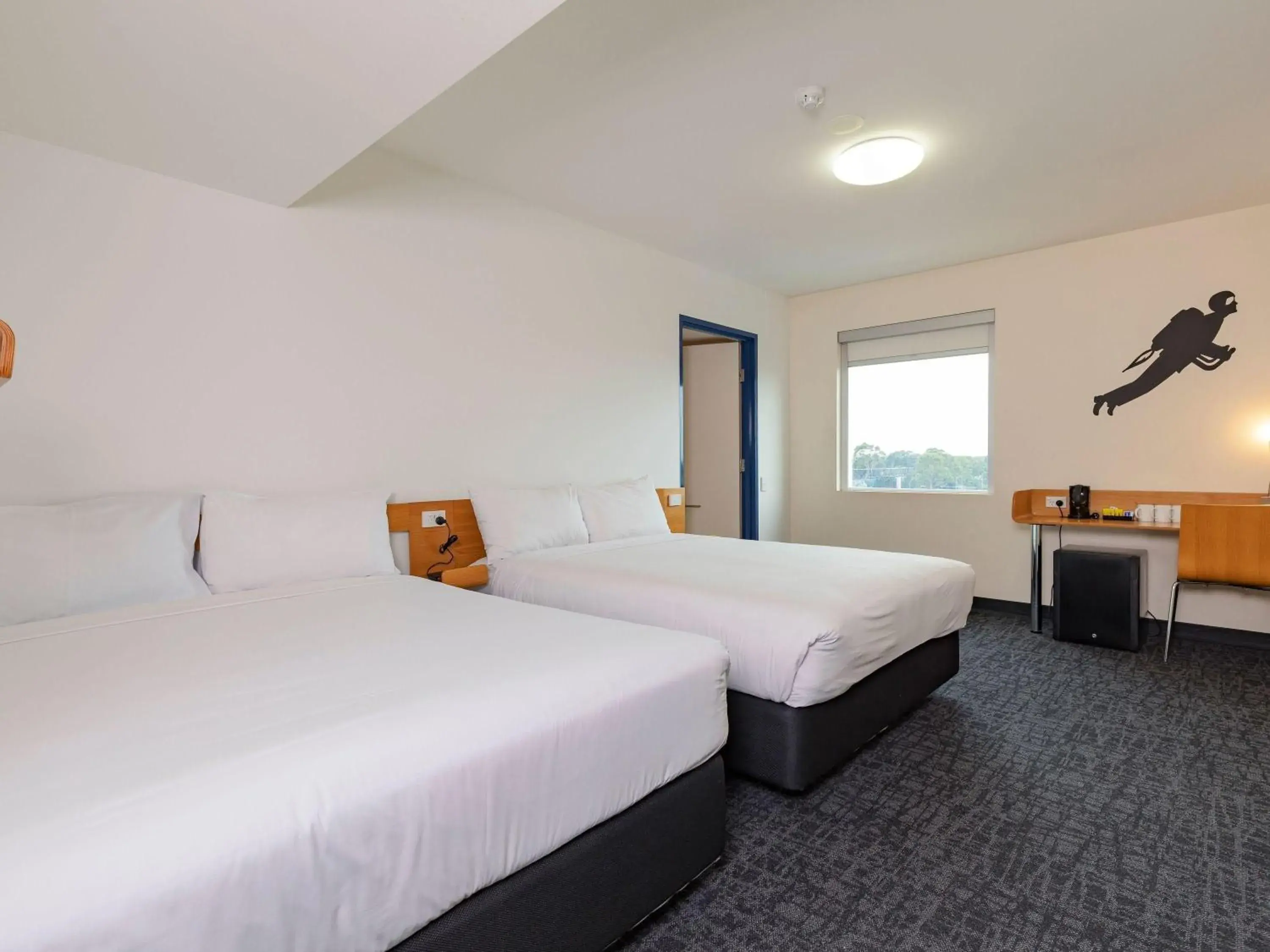 Standard Room with Two Queen Beds in ibis budget Sydney Airport Standard Room with Two Queen Beds in ibis budget Sydney Airport