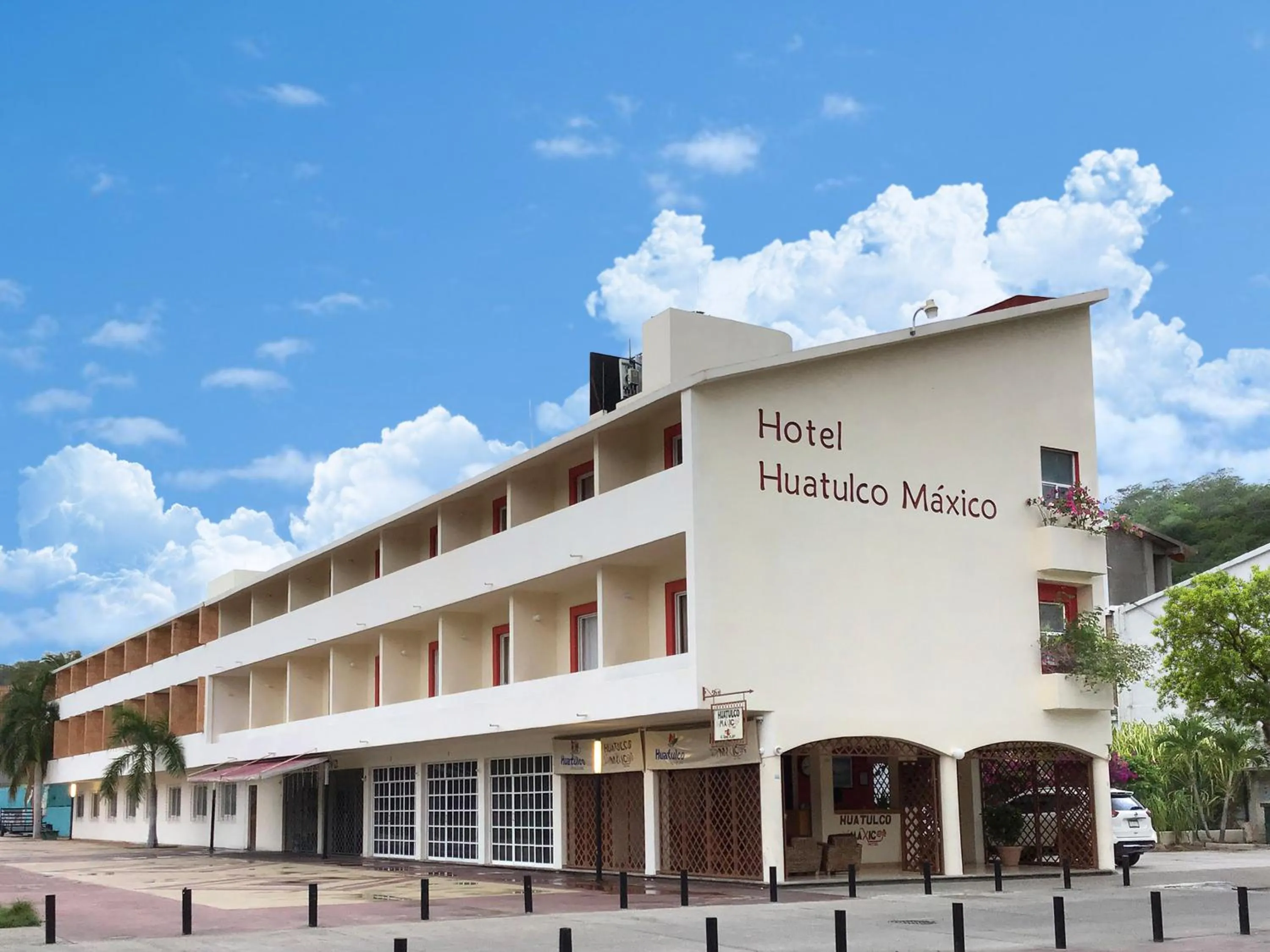 Property building in Hotel Huatulco Máxico