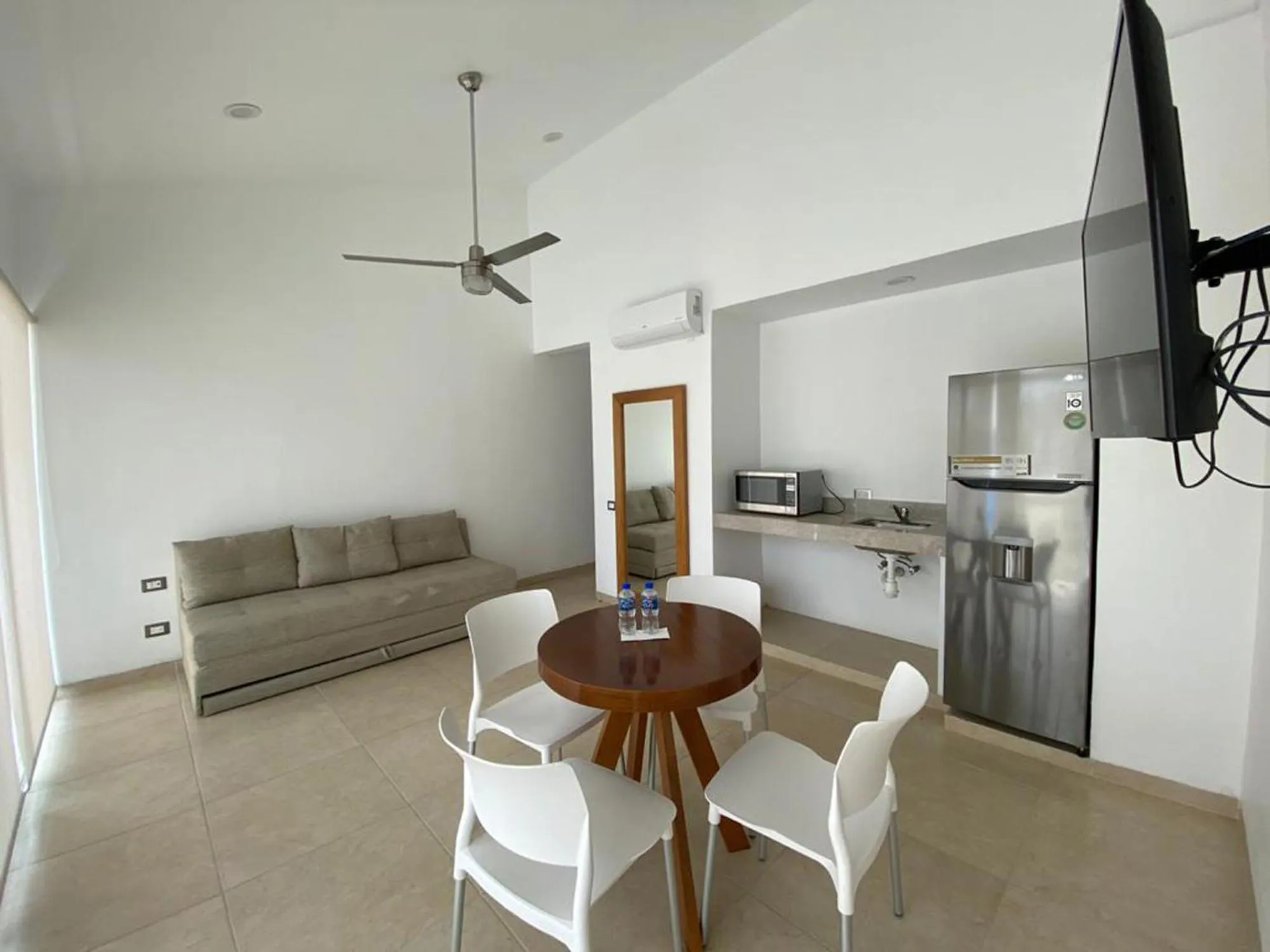 Living room in Hotel Huatulco Máxico