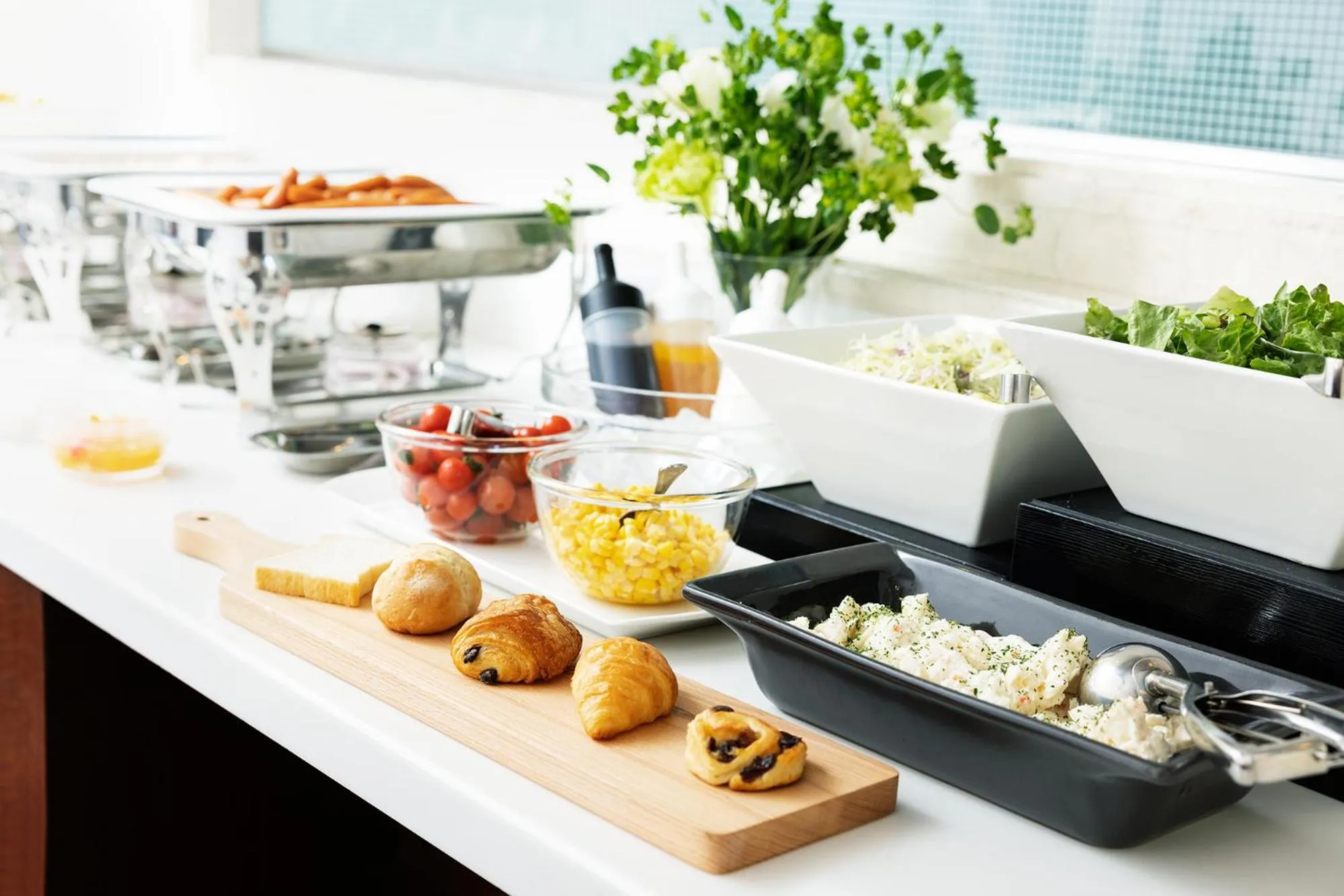 Breakfast in the b hachioji