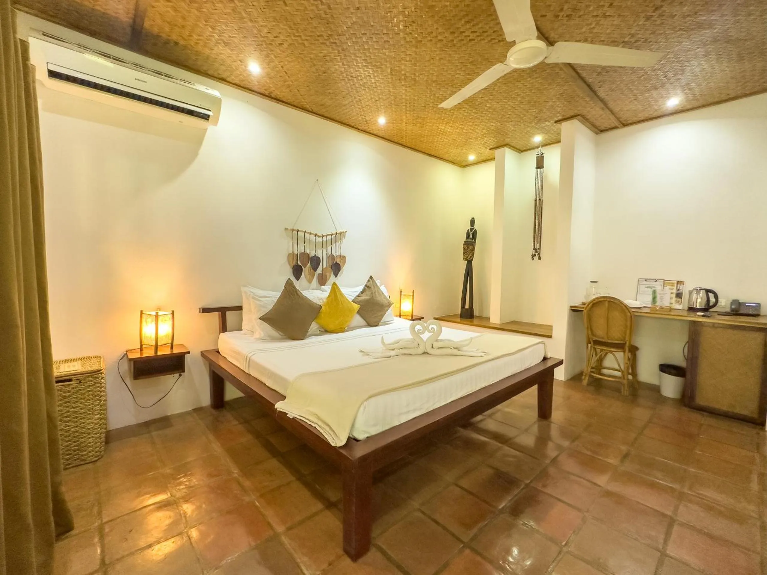 Bedroom, Bed in El Nido Coco Resort