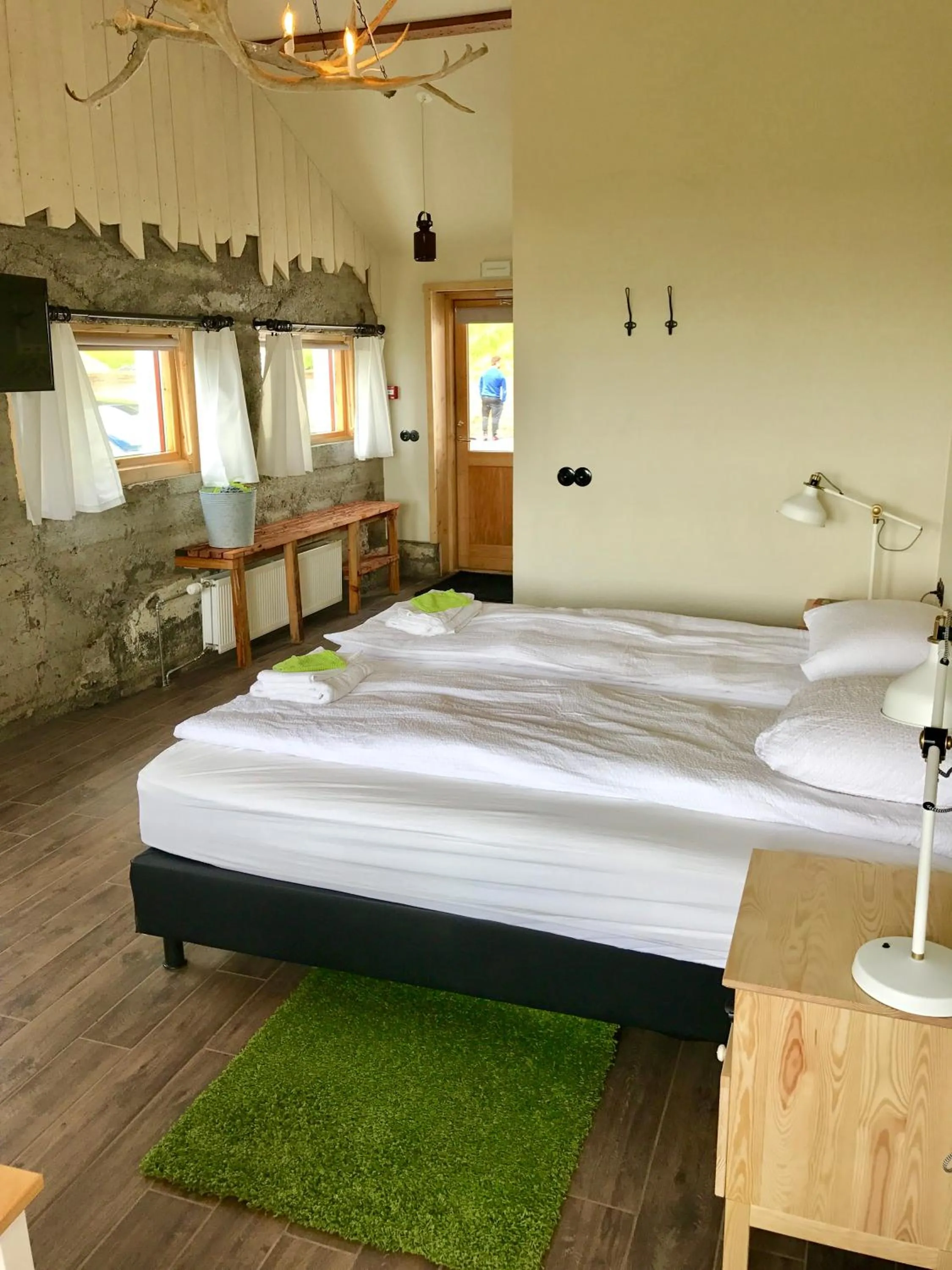 Bedroom, Bed in The Garage