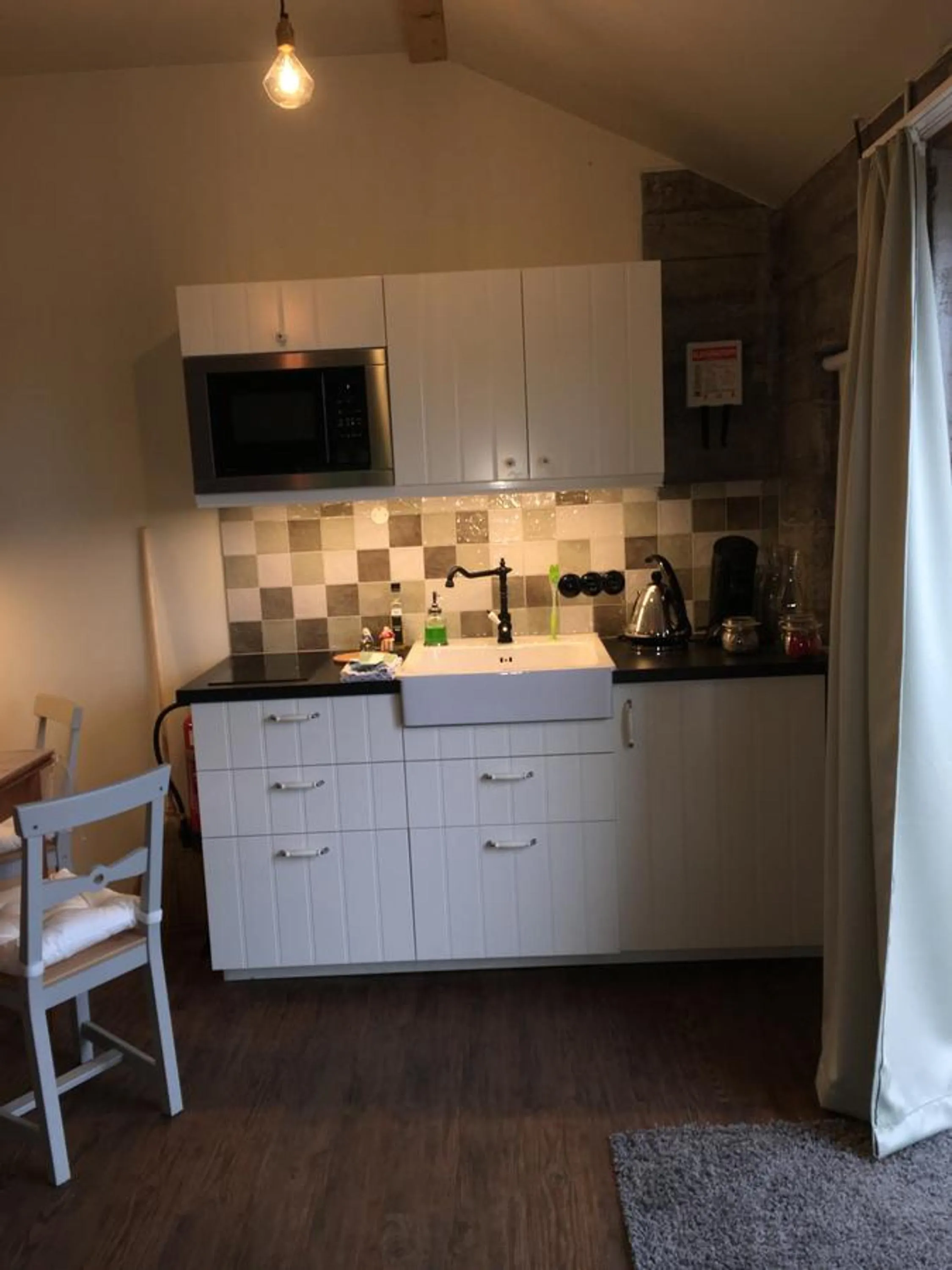 Kitchen or kitchenette in The Garage