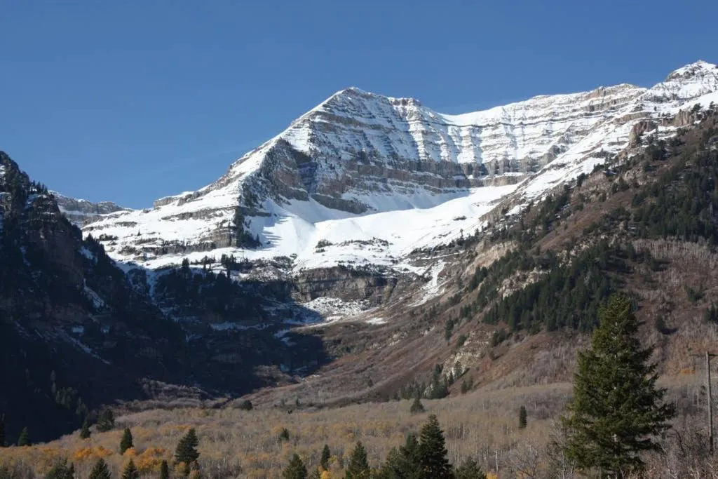 Mountain view in Cottage On The Stream Sundance, Utah