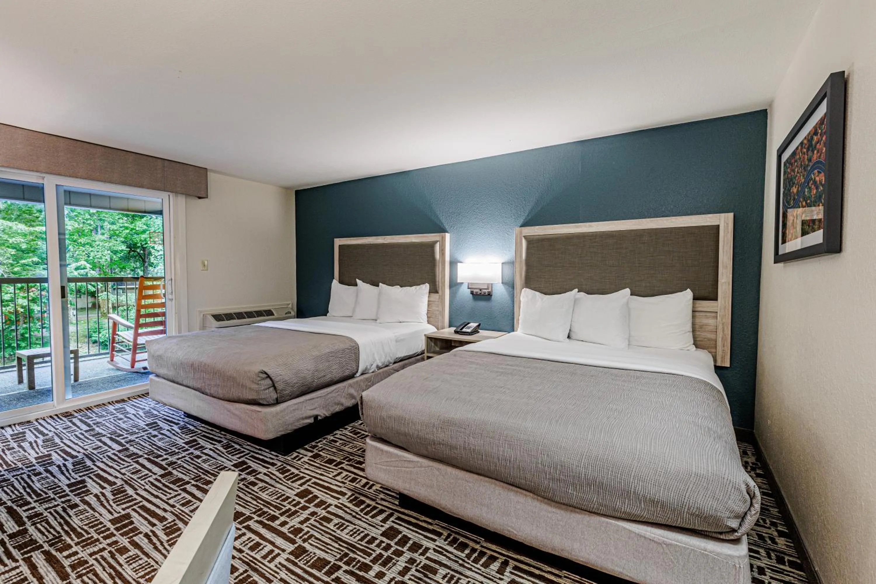 Bed in Rivers Edge Motel