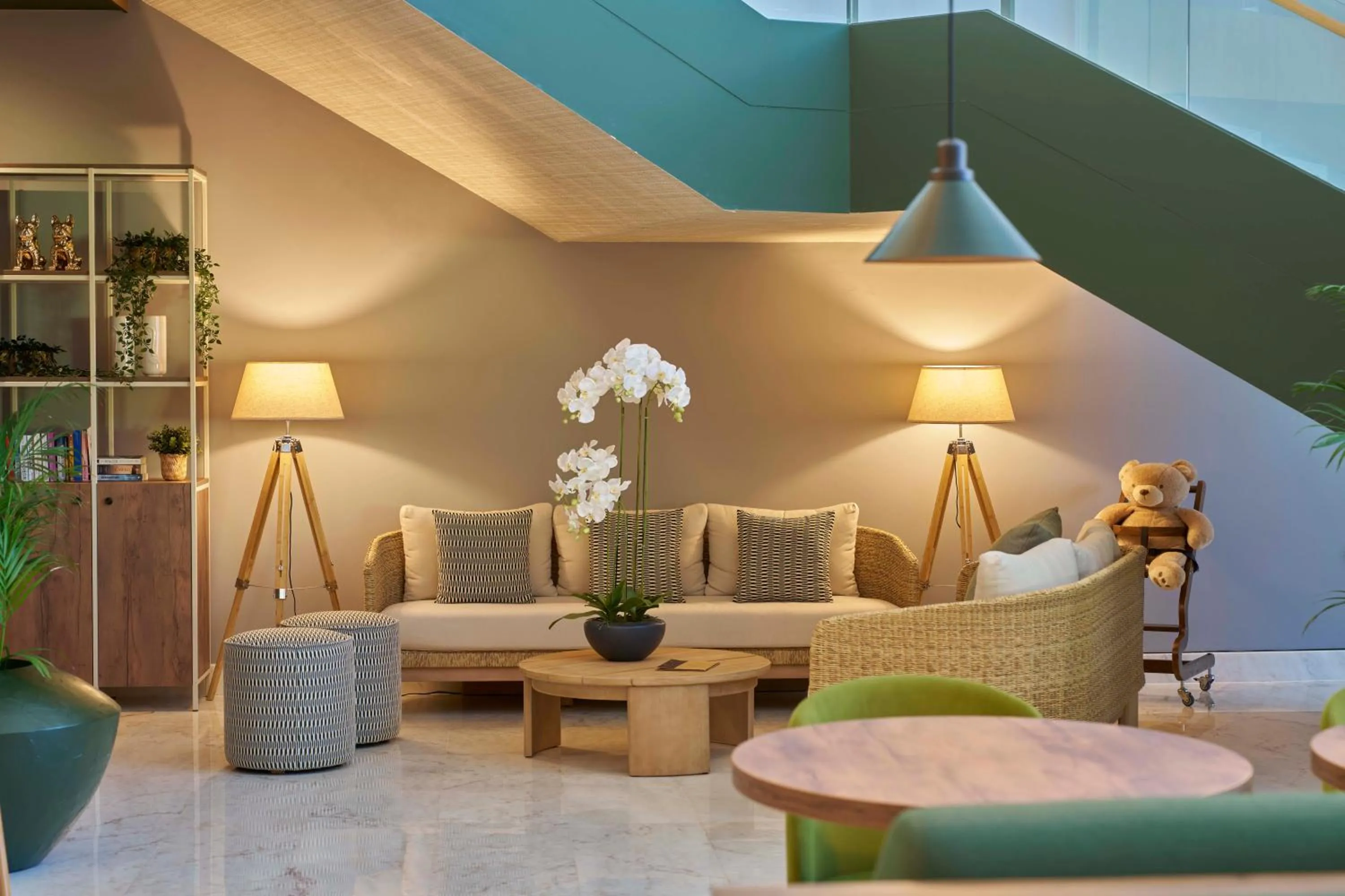 Restaurant/places to eat in Golden Residence Hotel