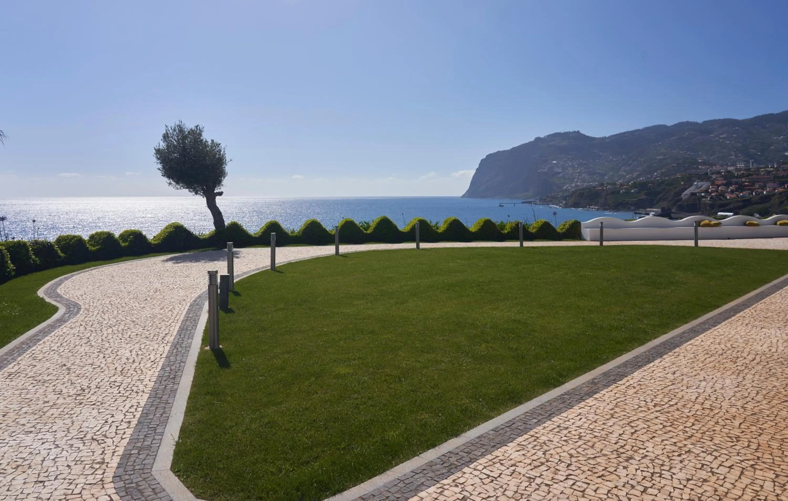 Garden in Golden Residence Hotel