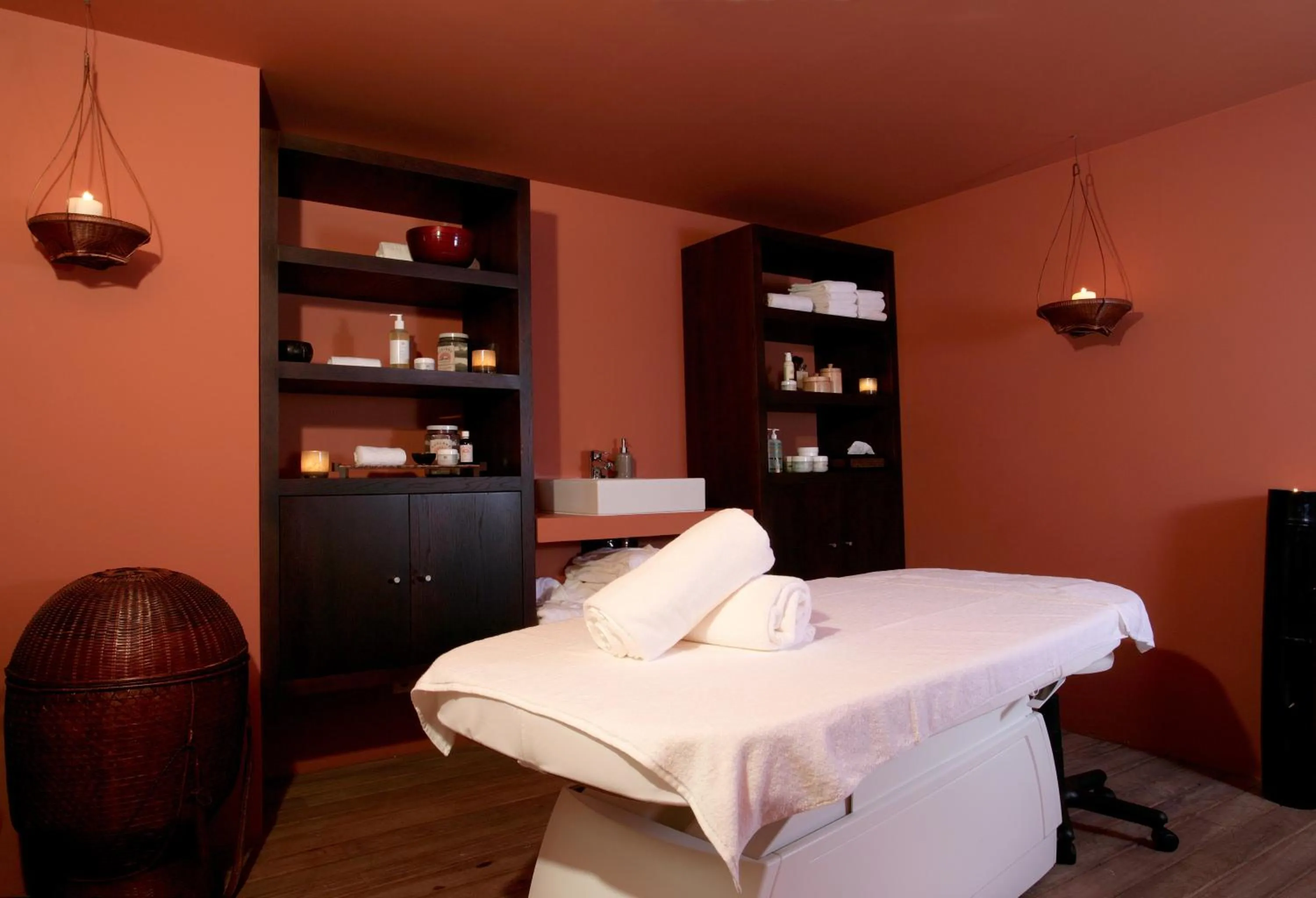 Spa and wellness centre/facilities, Bed in Golden Residence Hotel