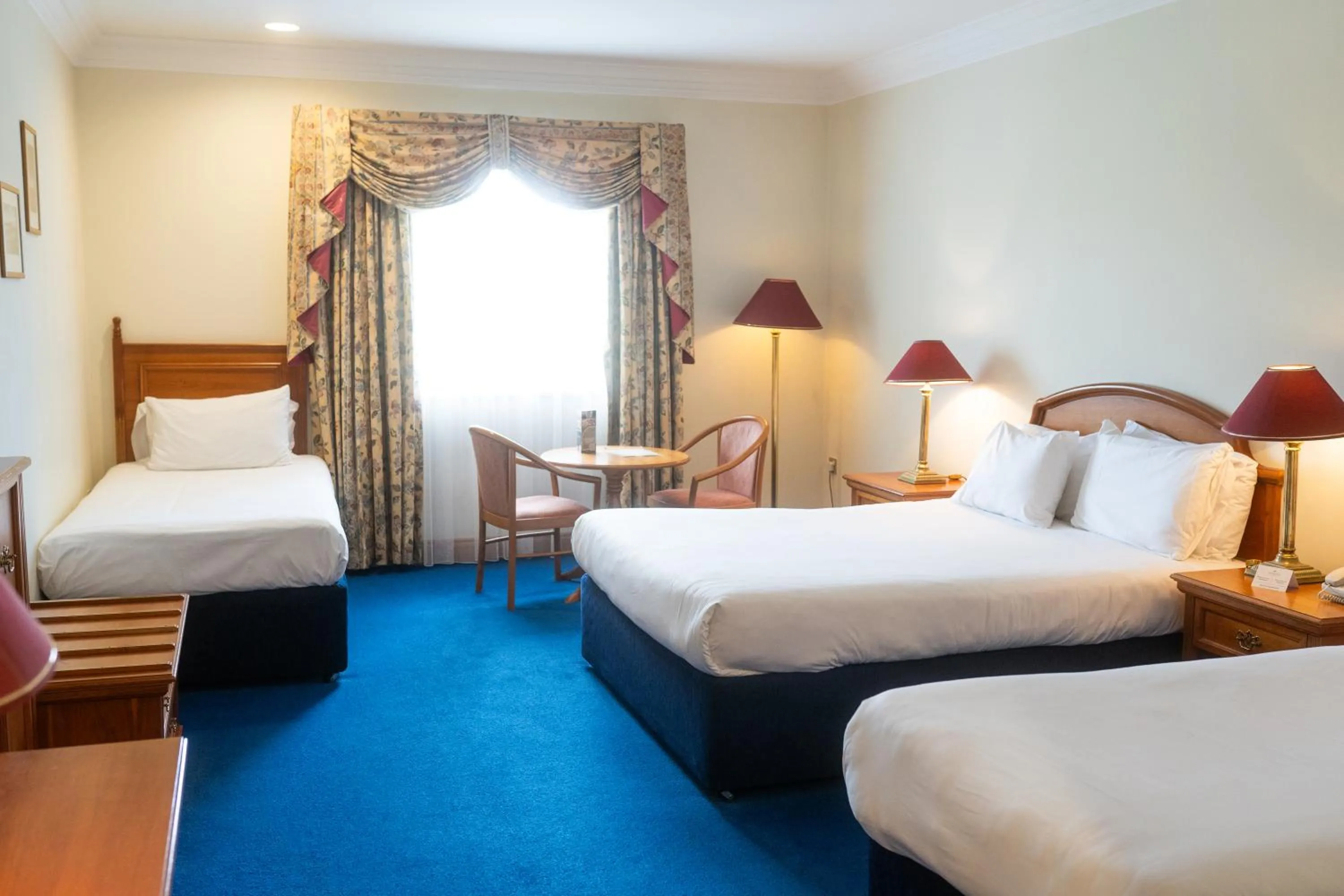 Bedroom, Bed in Lady Gregory Hotel, Leisure Club & Beauty Rooms
