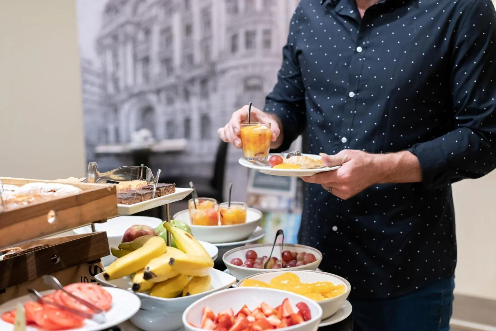 Breakfast in Carles Hotel