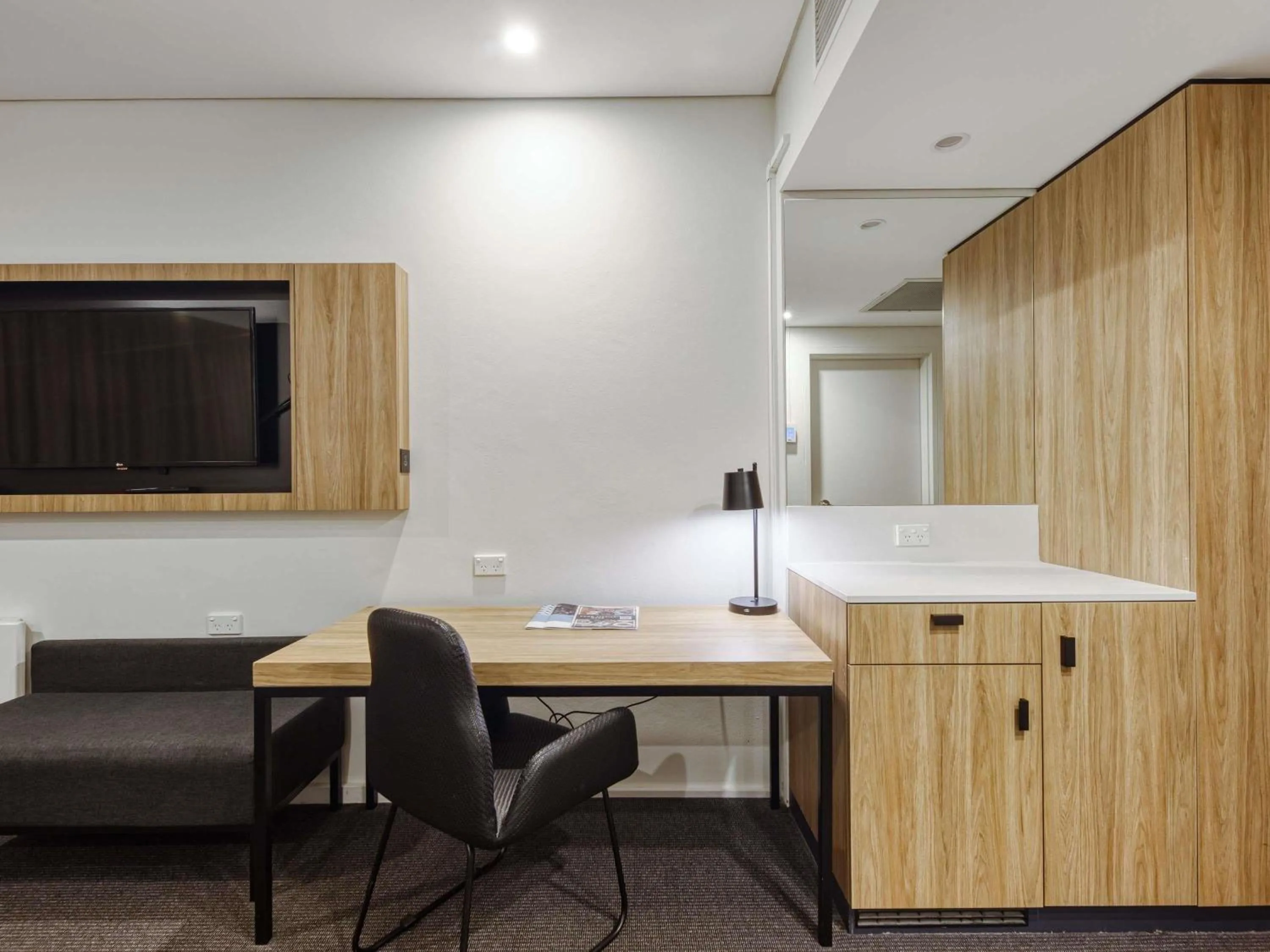 Bedroom in Mercure Penrith