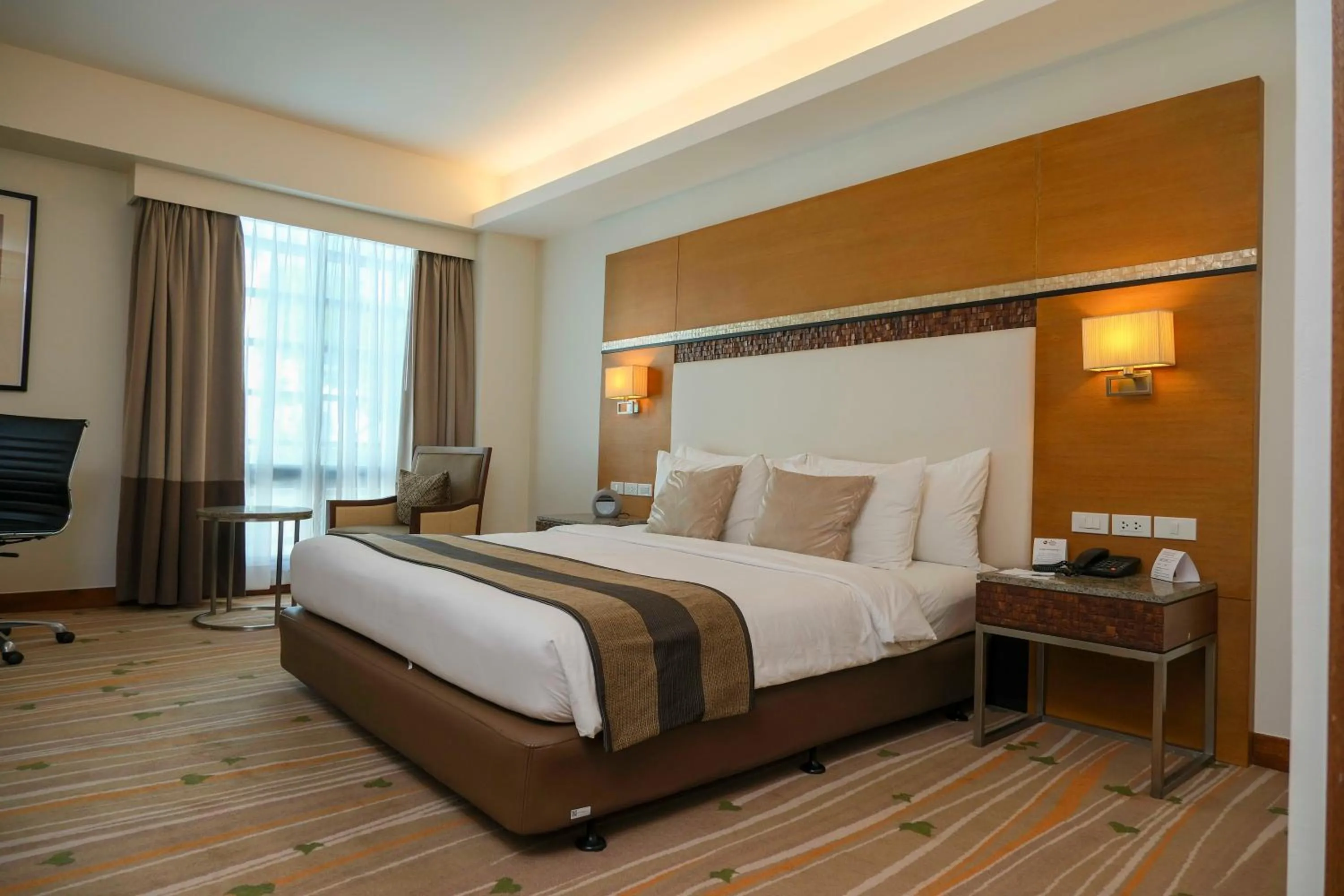 Bedroom, Bed in Best Western Plus The Ivywall Hotel - Palawan