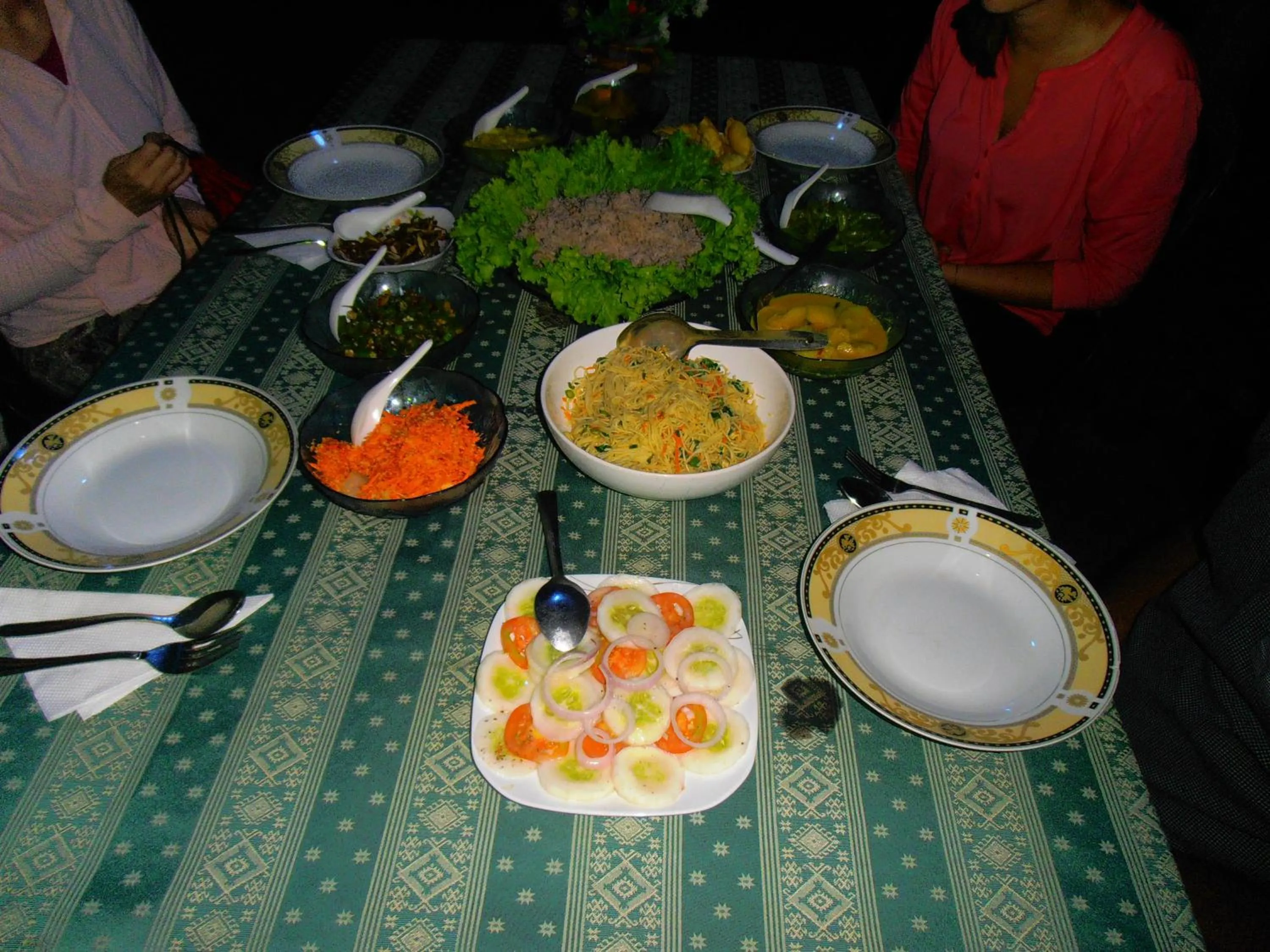 Food and drinks in Hidden Gem Inn