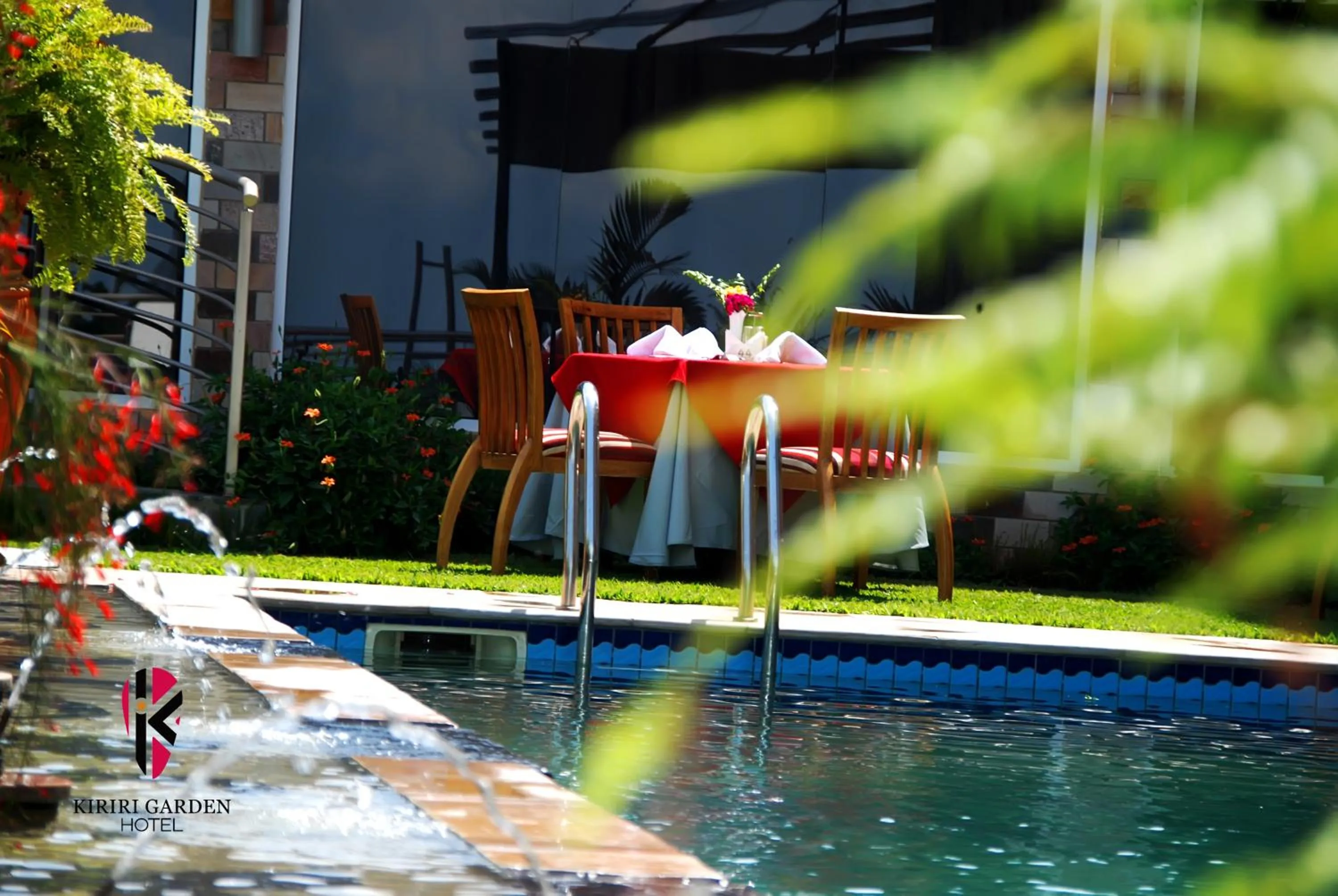 Swimming pool in Kiriri Garden Hotel