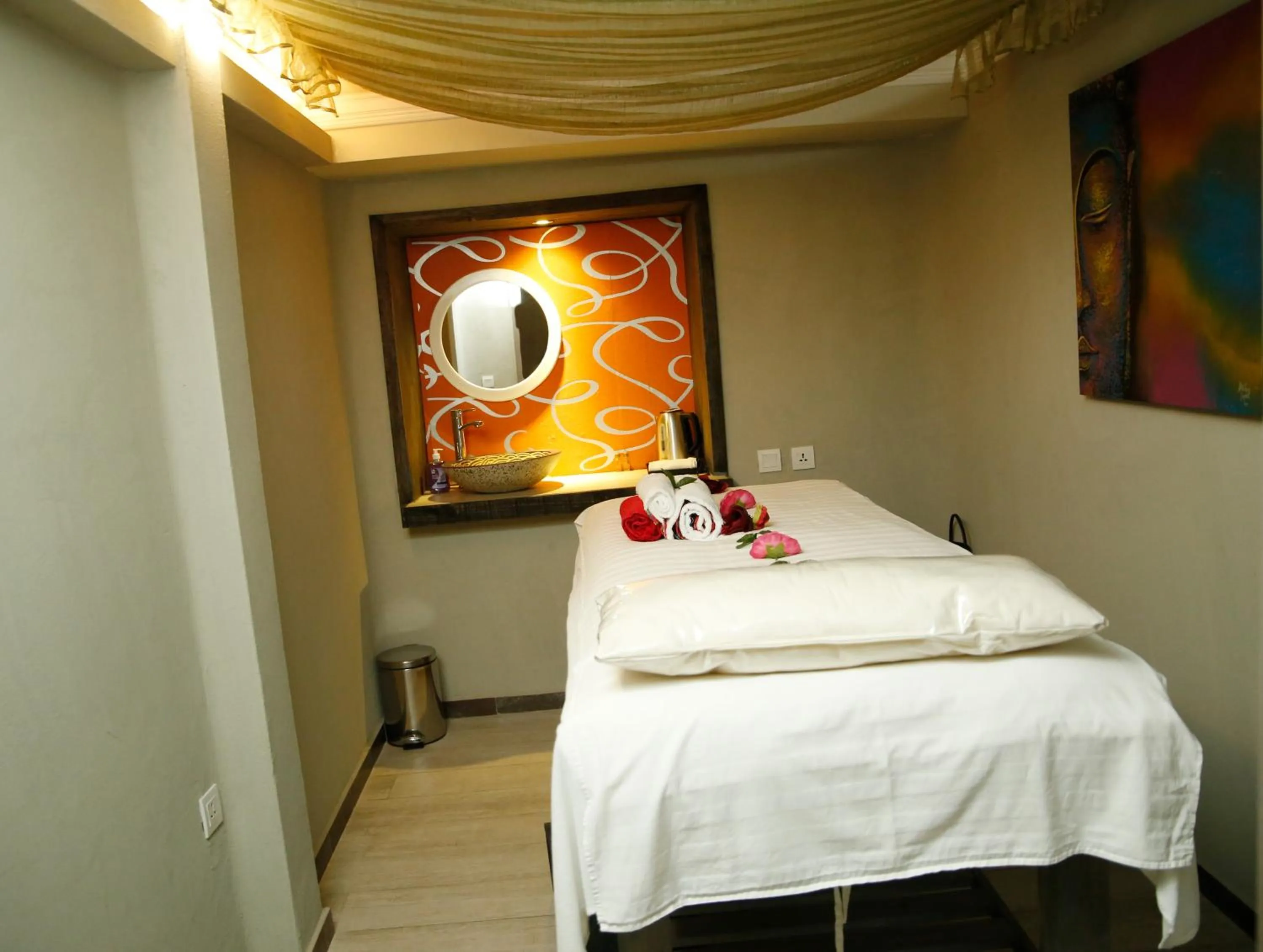 Spa and wellness centre/facilities, Bed in Kiriri Garden Hotel