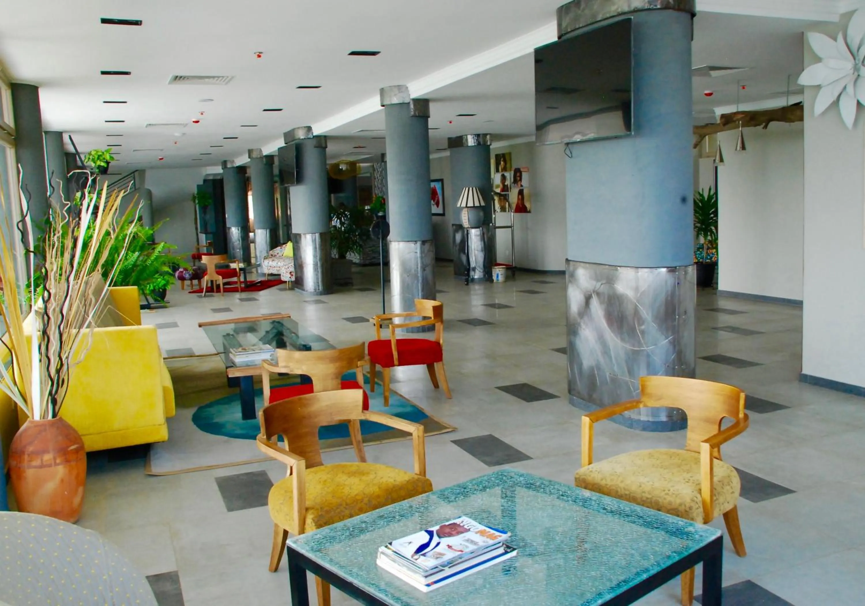 Restaurant/places to eat in Kiriri Garden Hotel