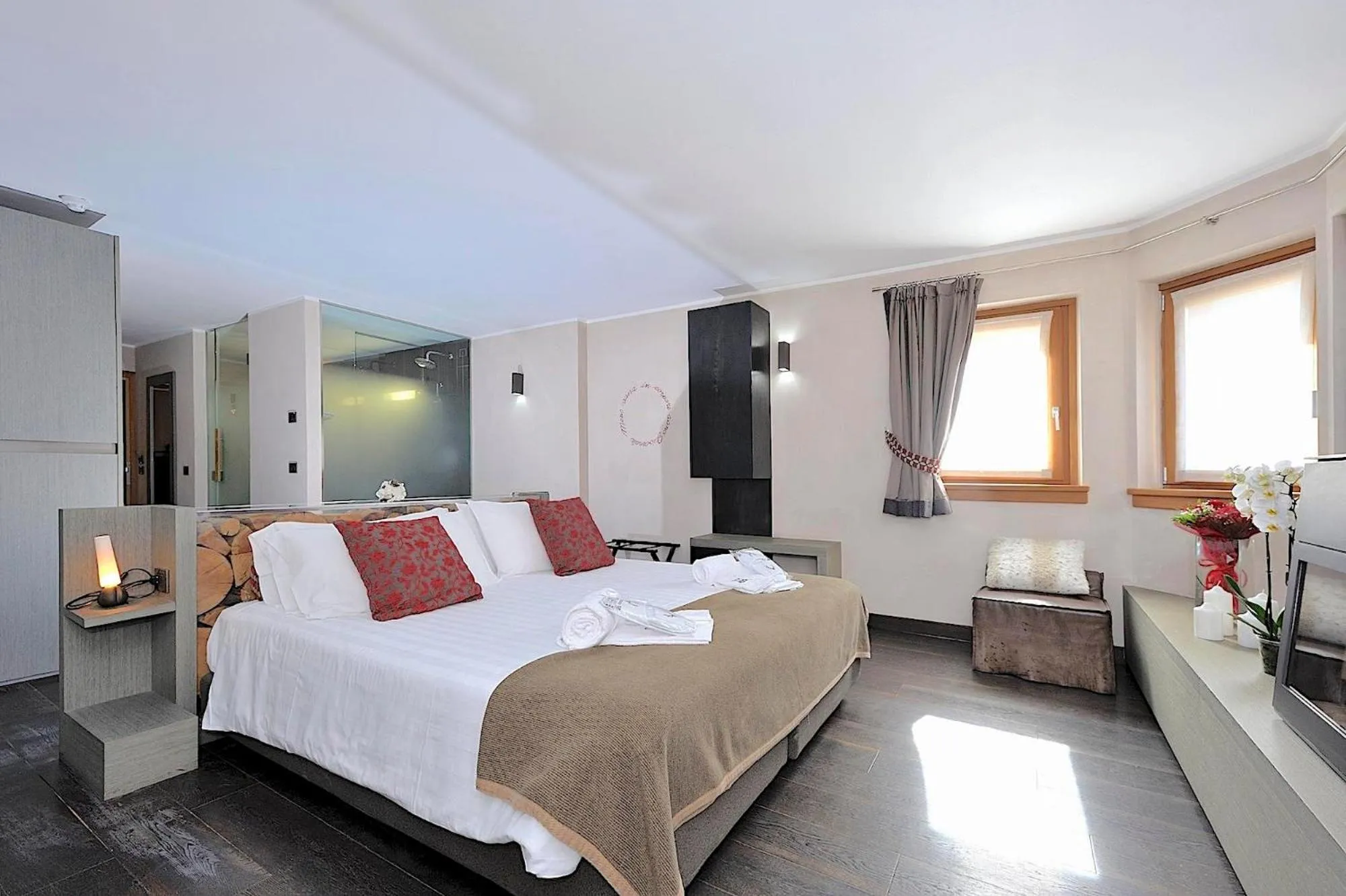 Bedroom, Bed in DV Chalet Boutique Hotel & Spa