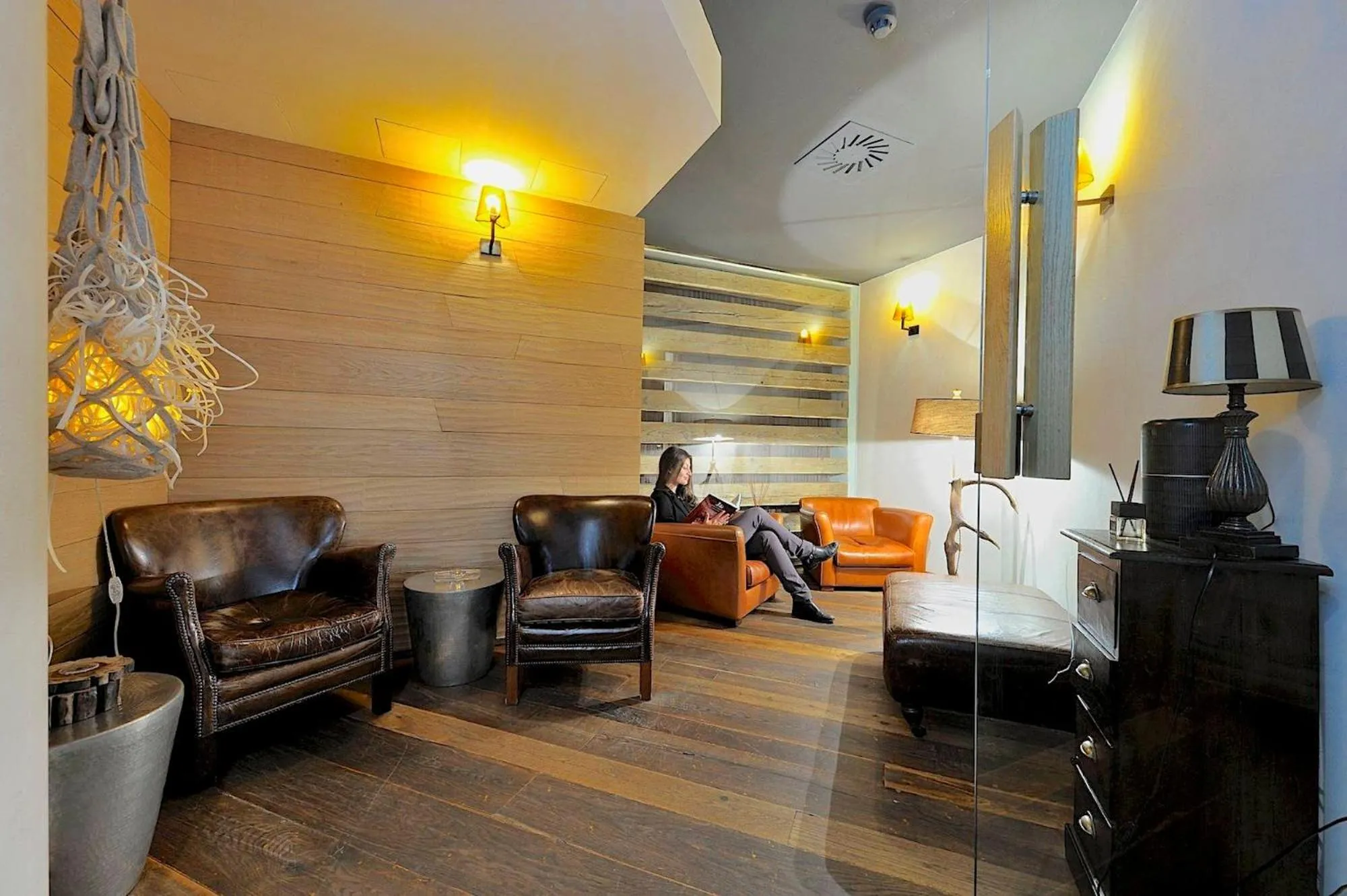 Lounge or bar in DV Chalet Boutique Hotel & Spa