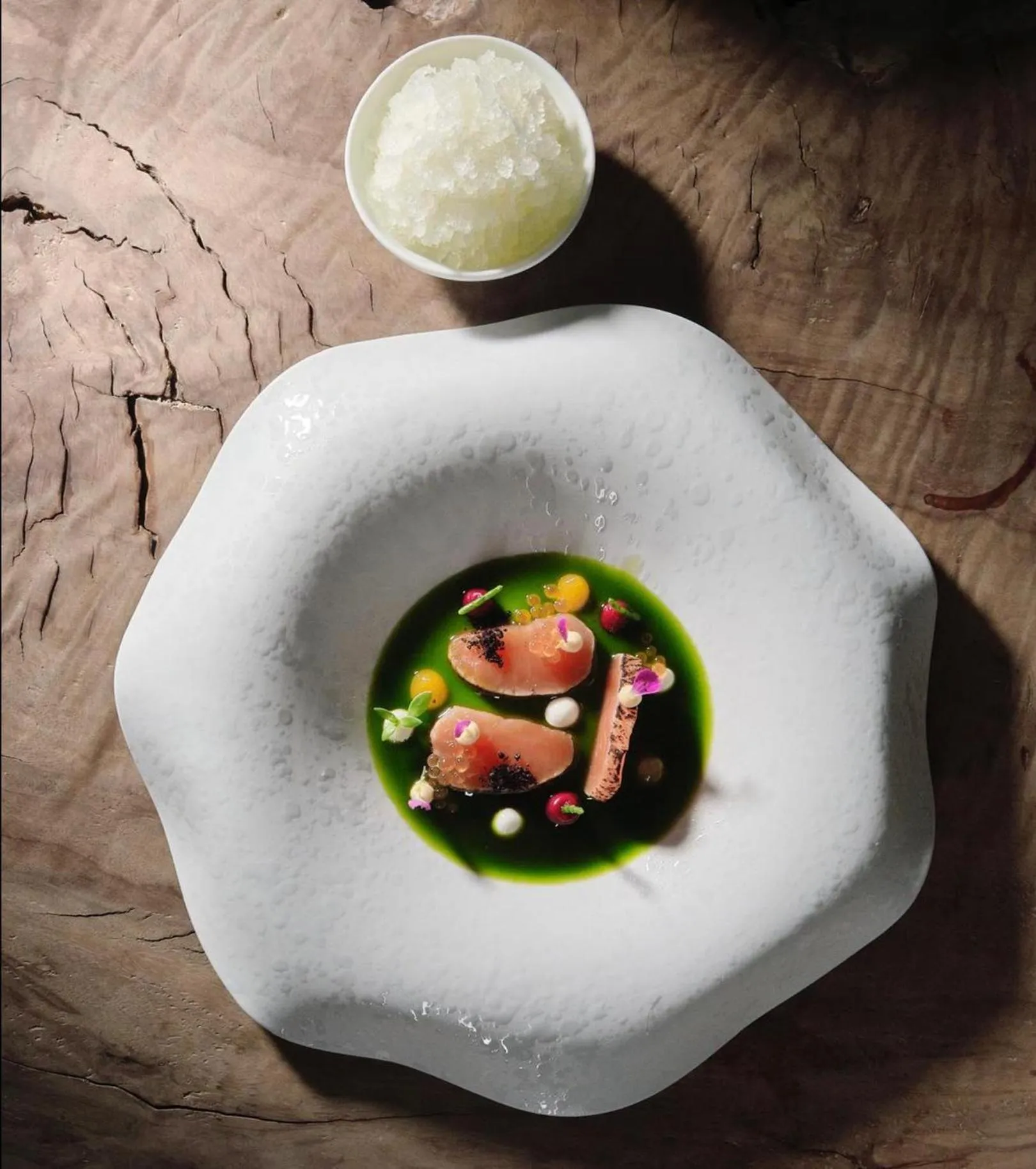 Restaurant/places to eat in DV Chalet Boutique Hotel & Spa