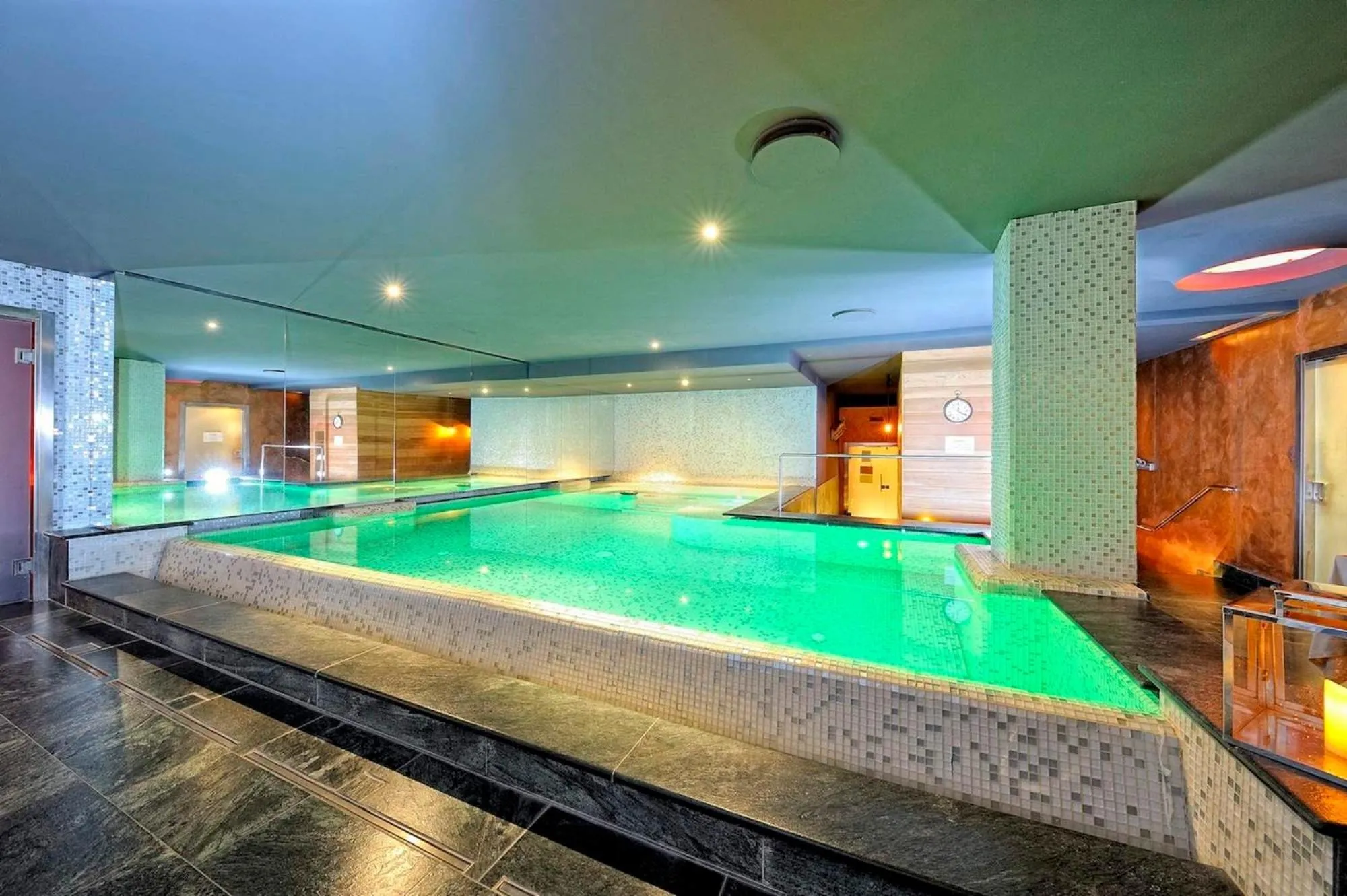 Spa and wellness centre/facilities in DV Chalet Boutique Hotel & Spa