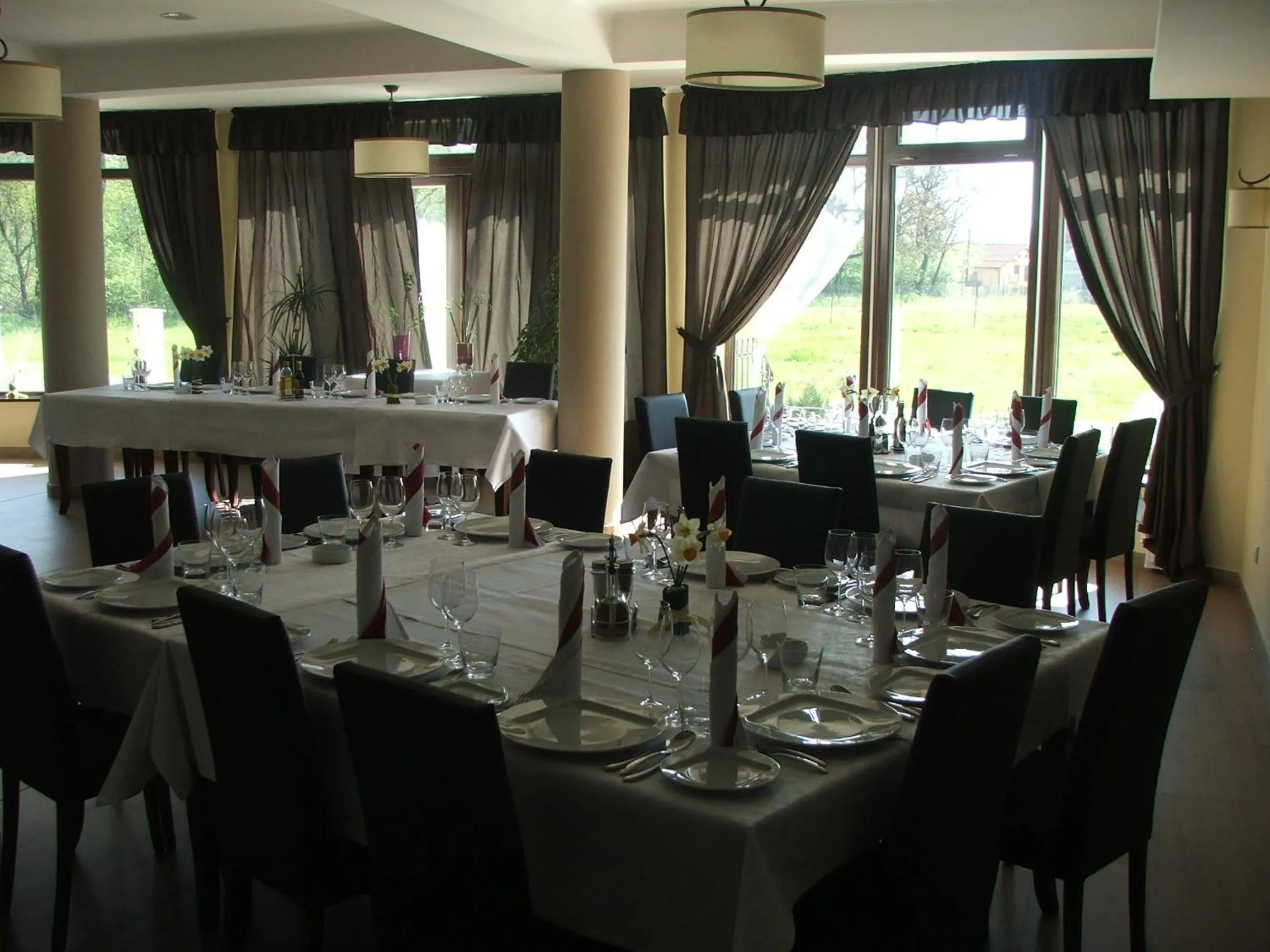 Restaurant/places to eat in Anthimos