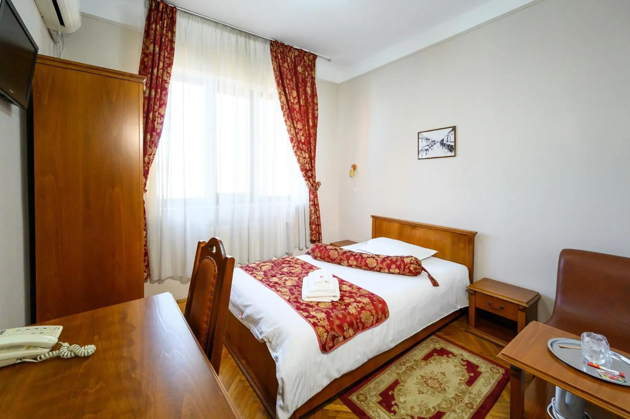 Bed in Hotel Transilvania