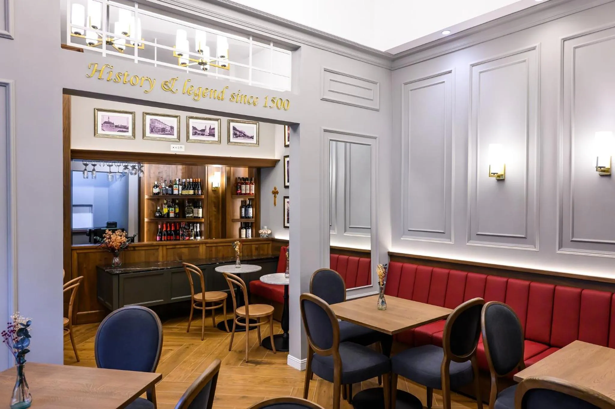 Restaurant/places to eat in Hotel Transilvania