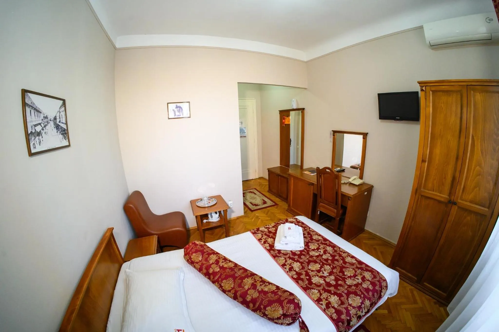 Bed in Hotel Transilvania