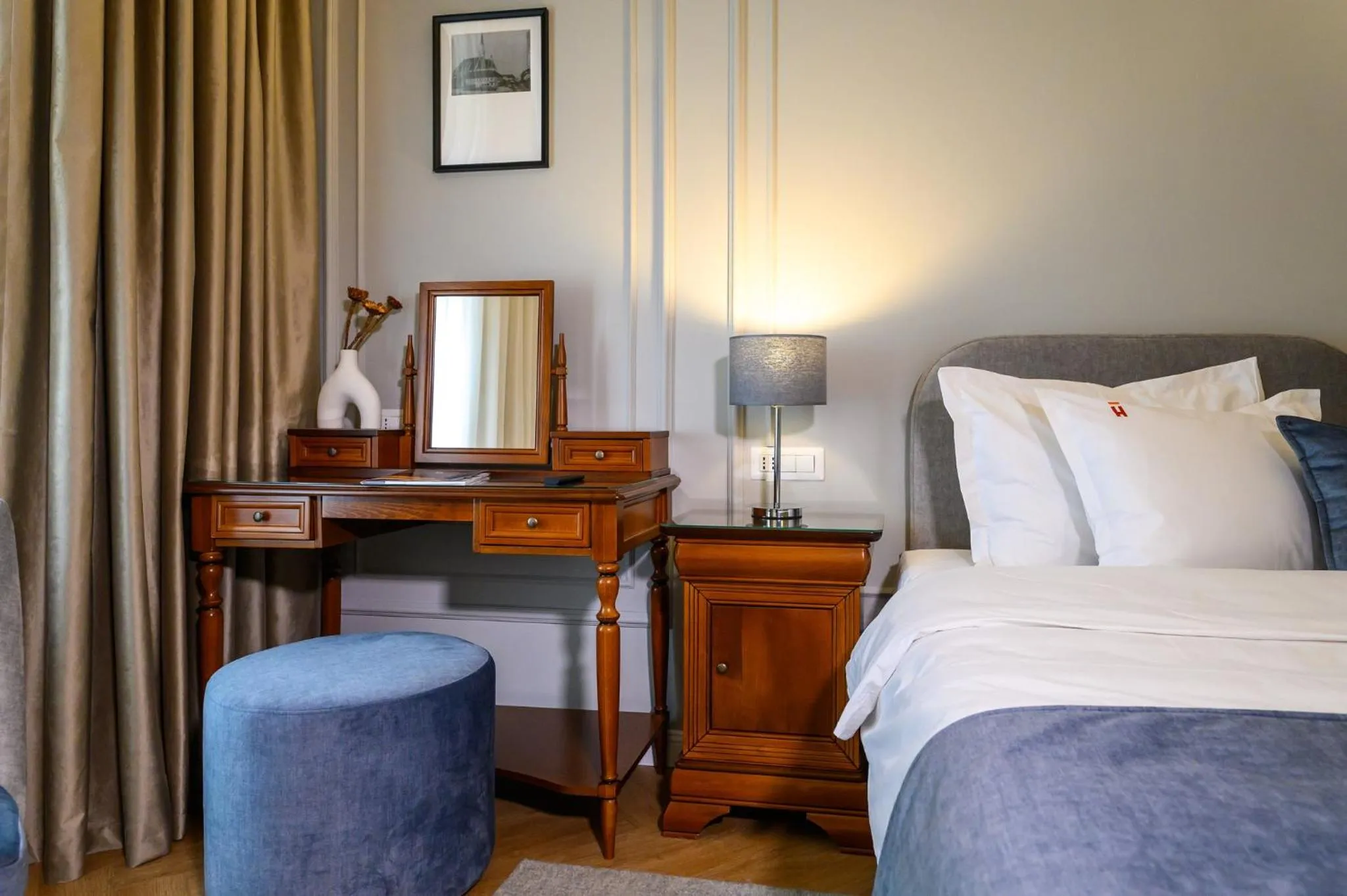 Bed in Hotel Transilvania