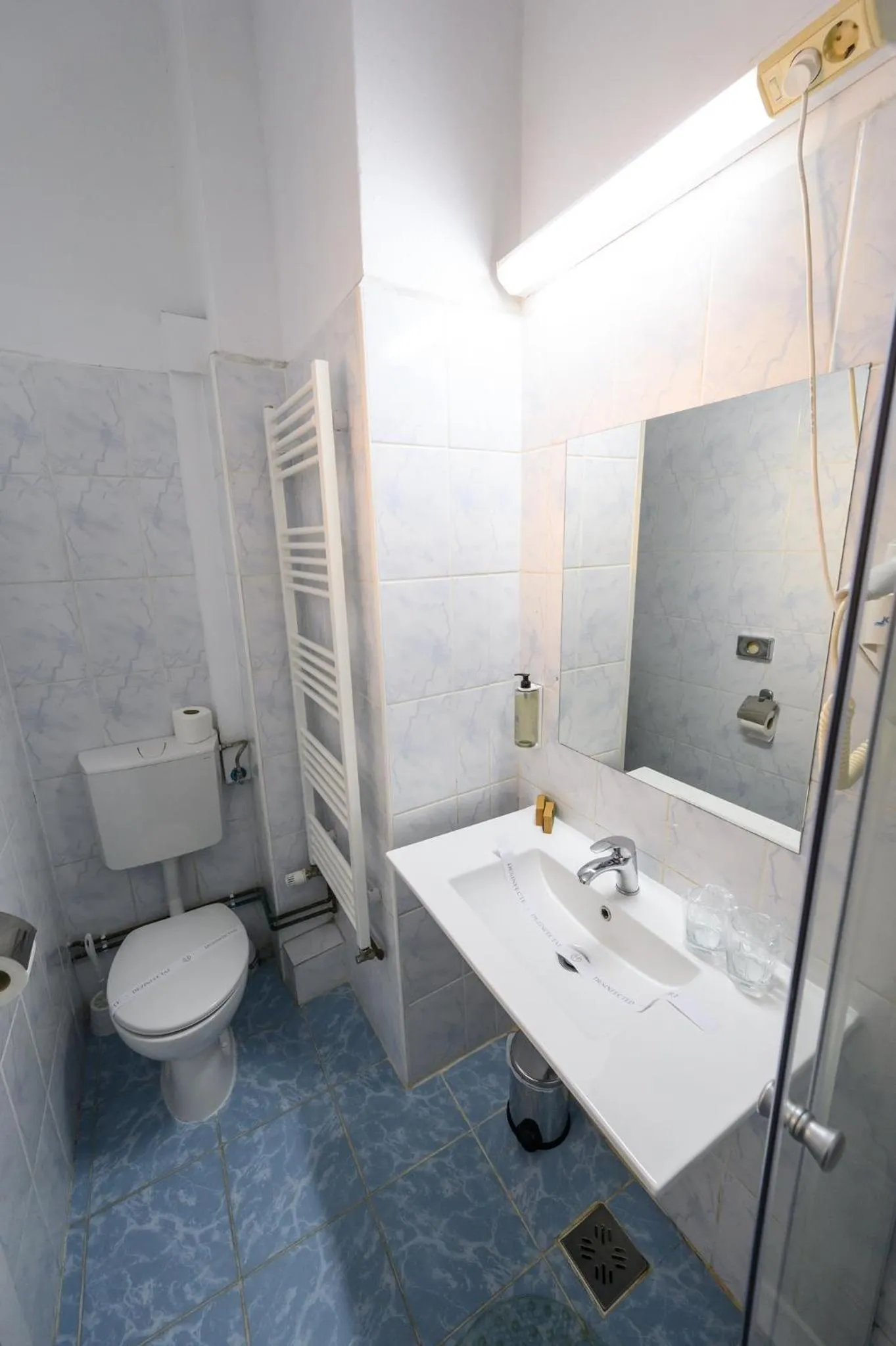 Shower in Hotel Transilvania