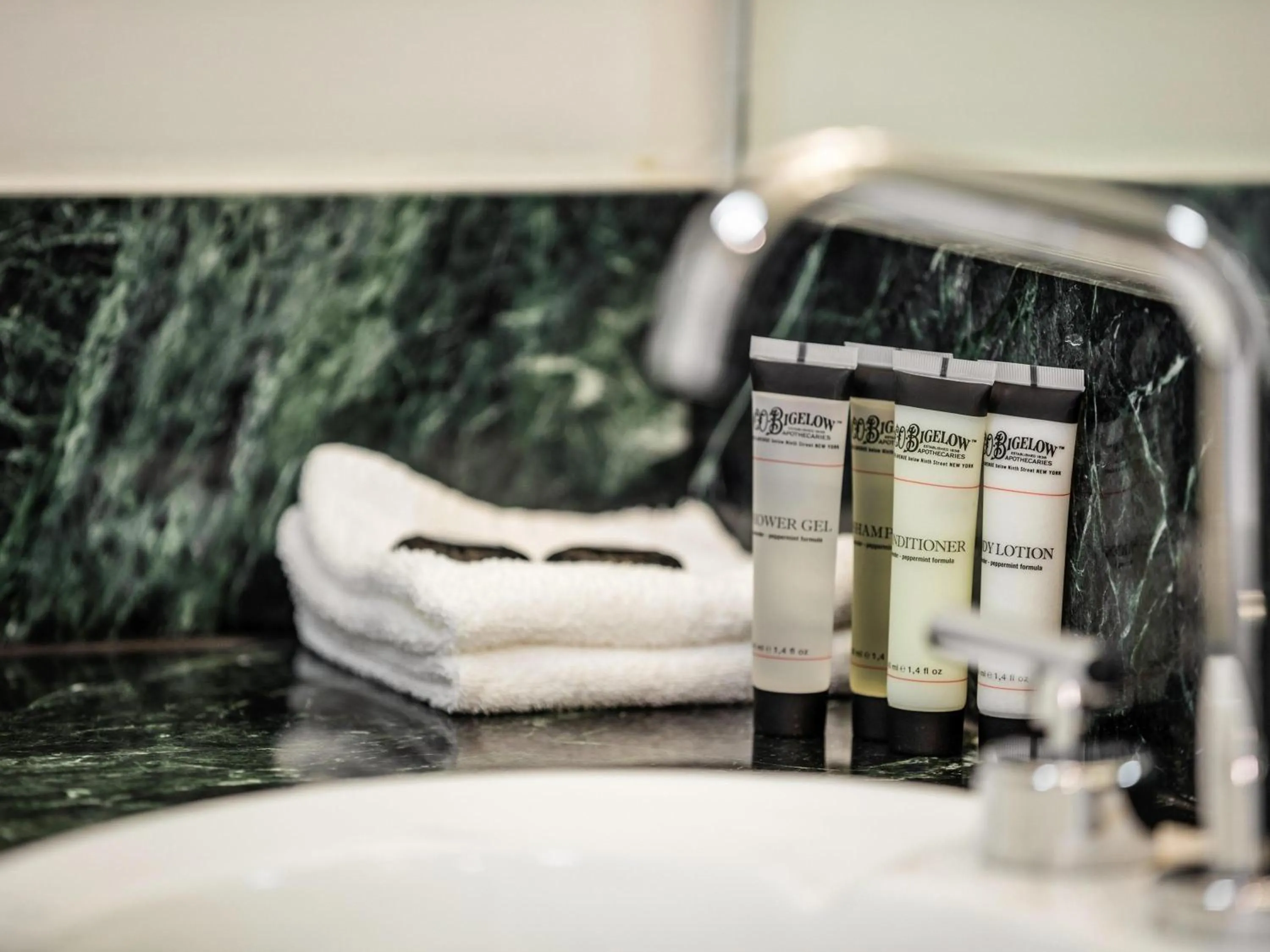 Bedroom in Pullman Brisbane King George Square