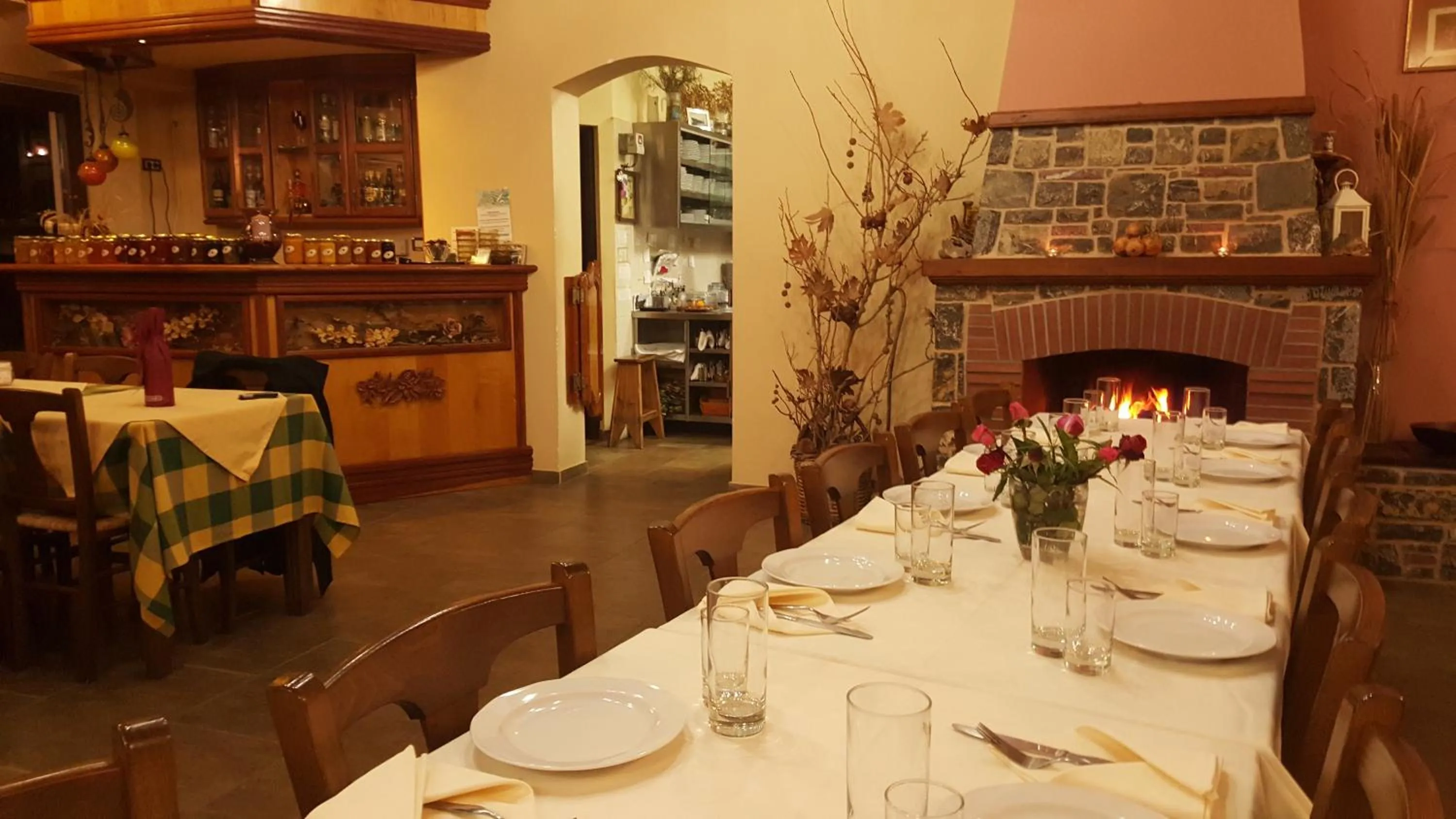 Restaurant/places to eat in Agroktima