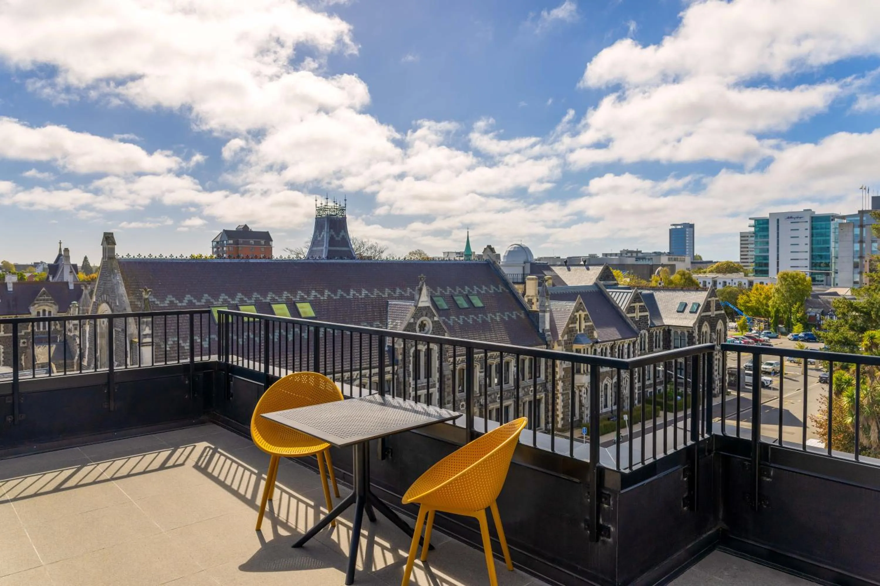 Balcony/Terrace in Hotel Give