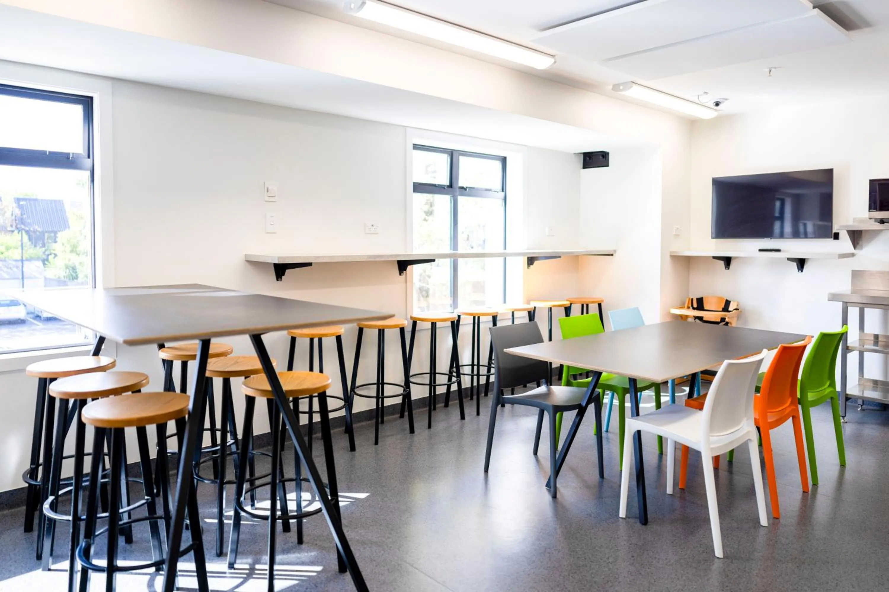 Communal kitchen in Hotel Give