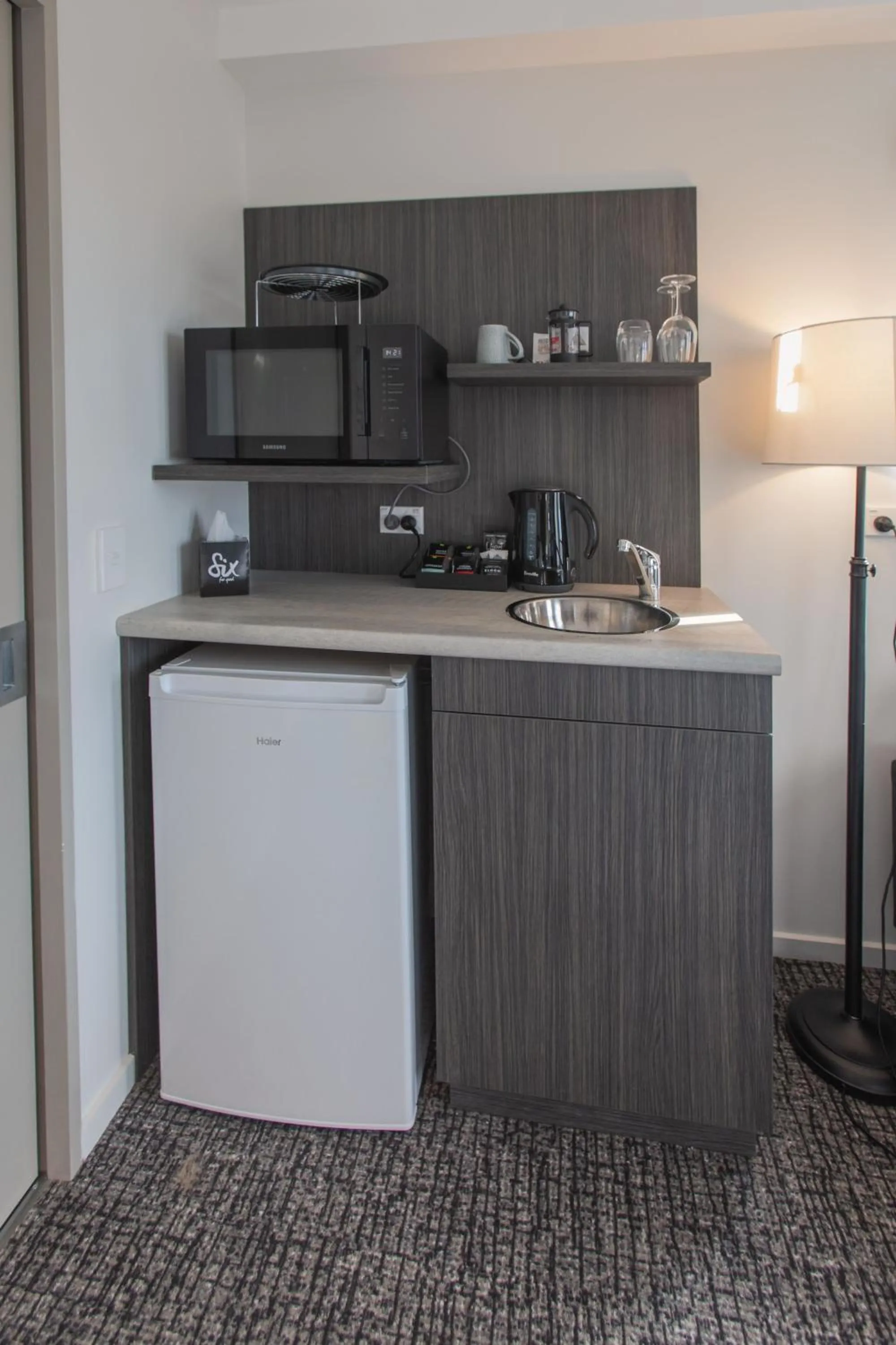 Kitchen or kitchenette in Hotel Give