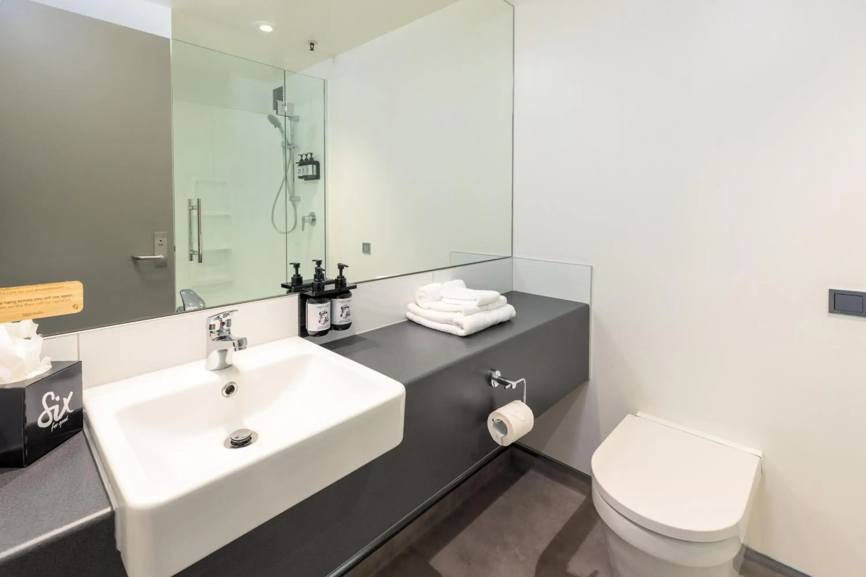 Deluxe Double Room in Hotel Give Deluxe Double Room in Hotel Give