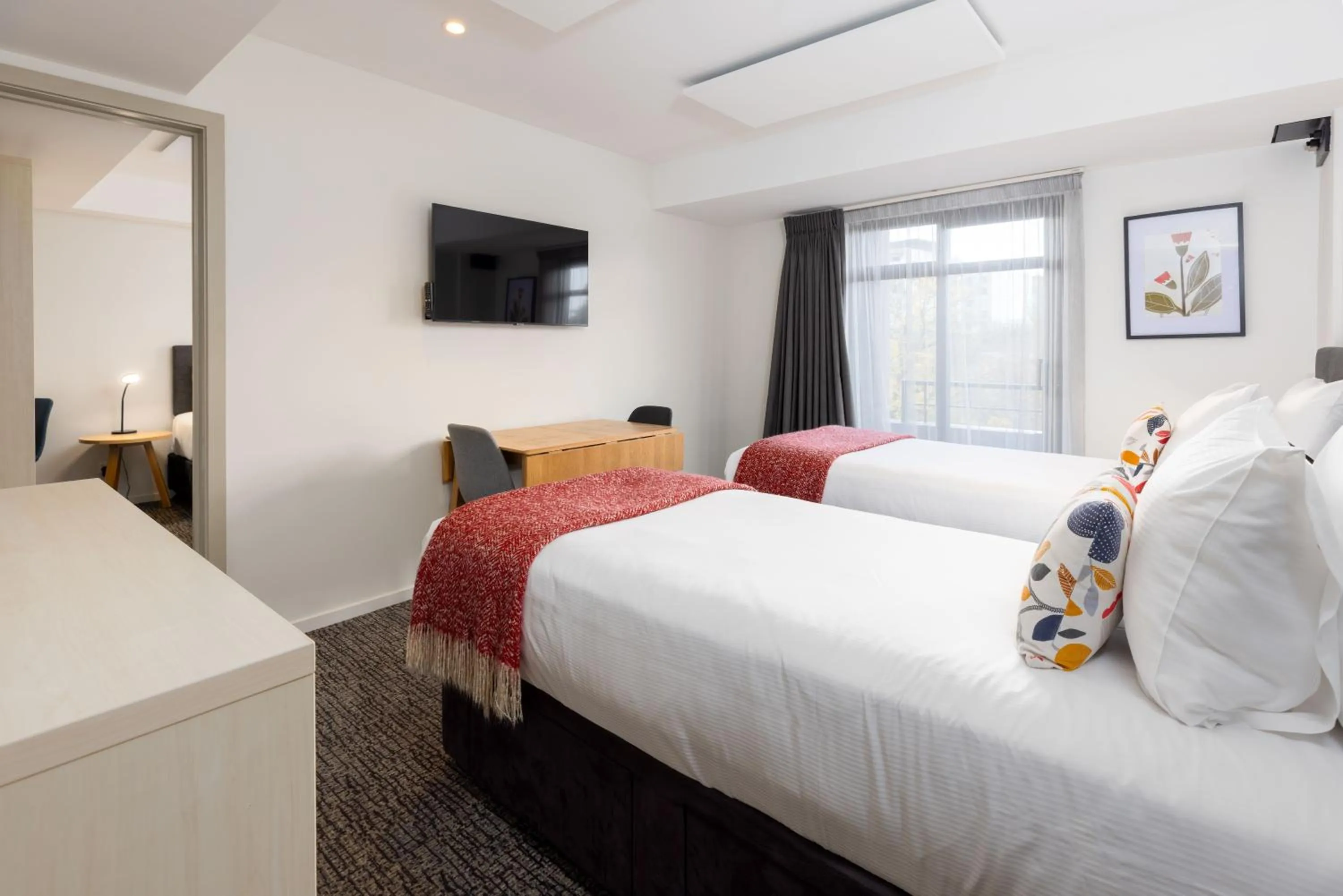 Bedroom, Bed in Hotel Give