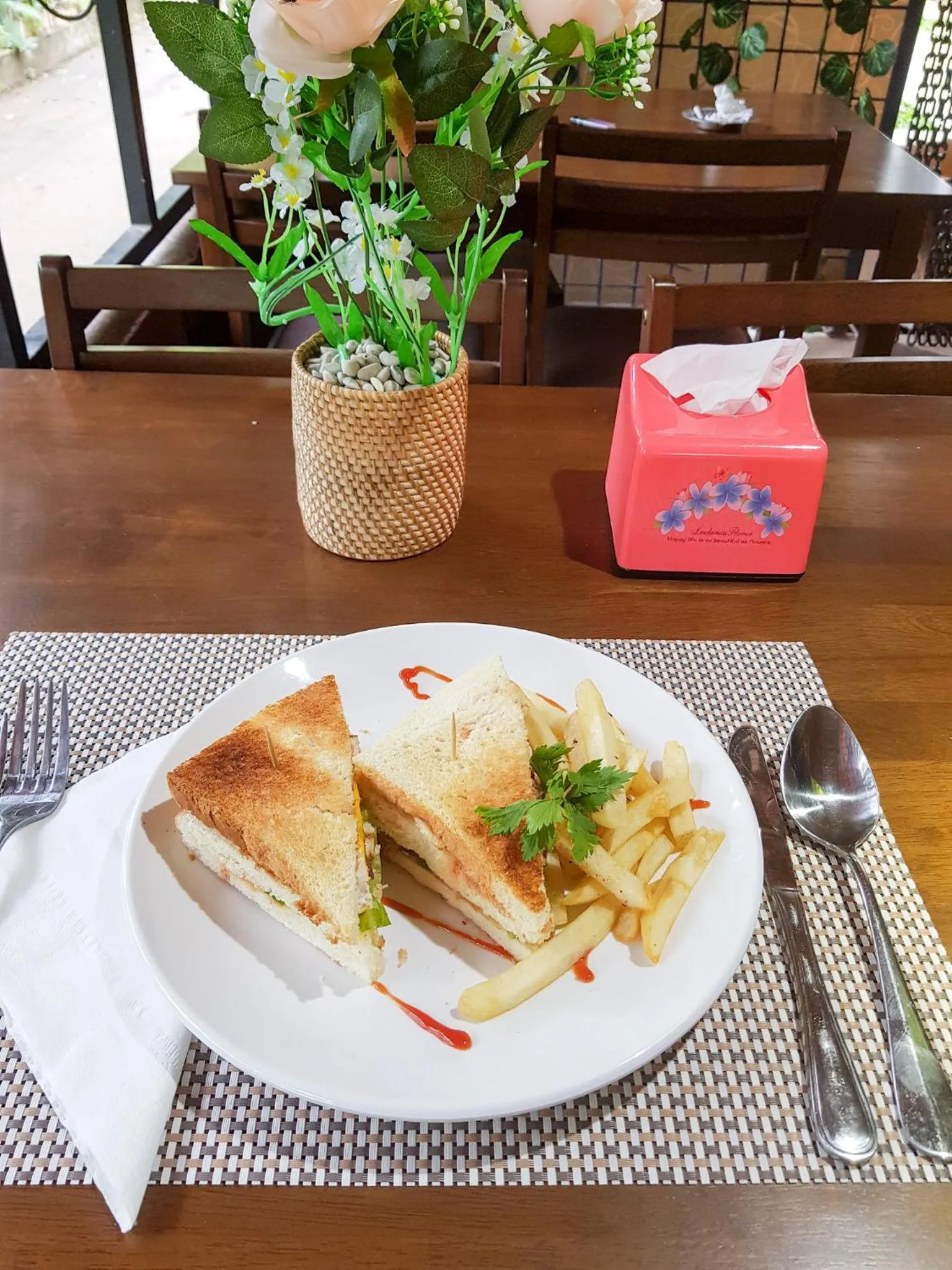 Restaurant/places to eat in Nipah Villas