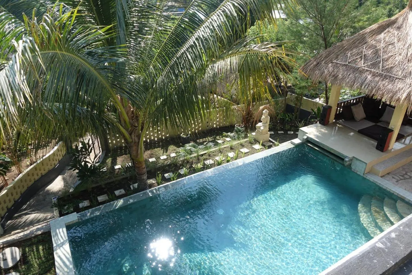 Swimming pool in Nipah Villas