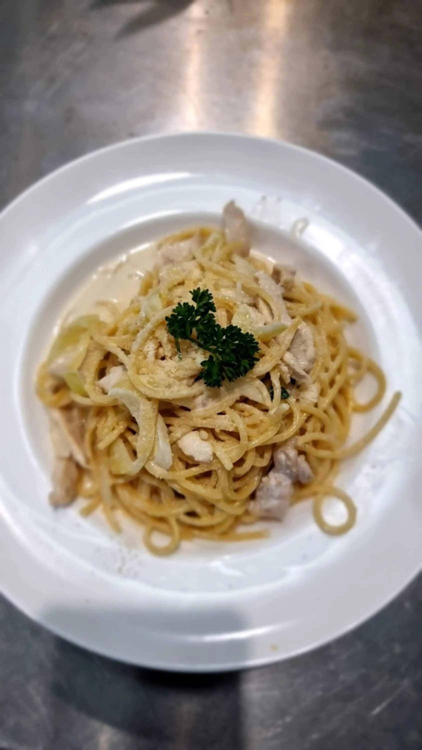 Restaurant/places to eat in Nipah Villas