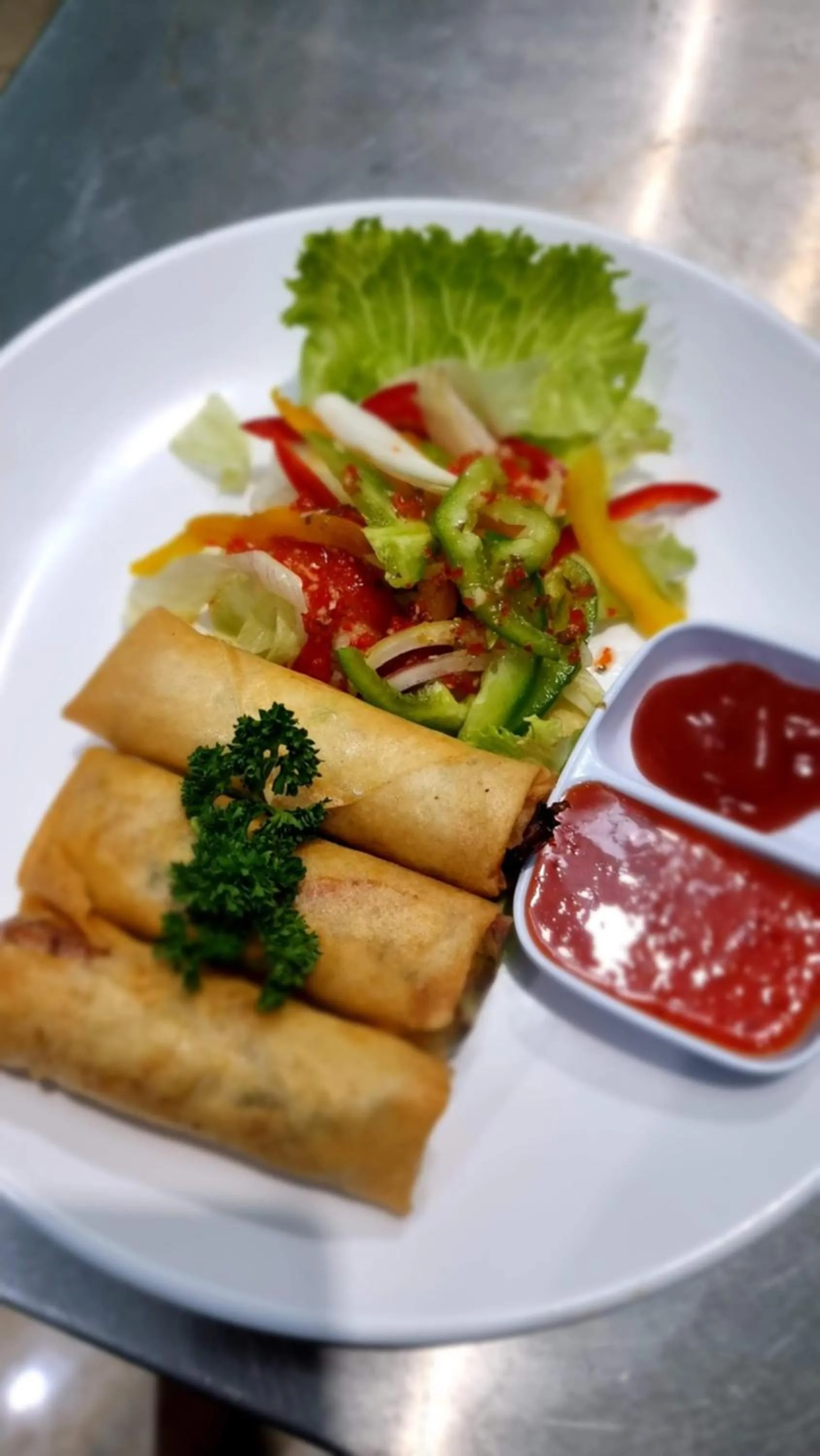 Restaurant/places to eat in Nipah Villas