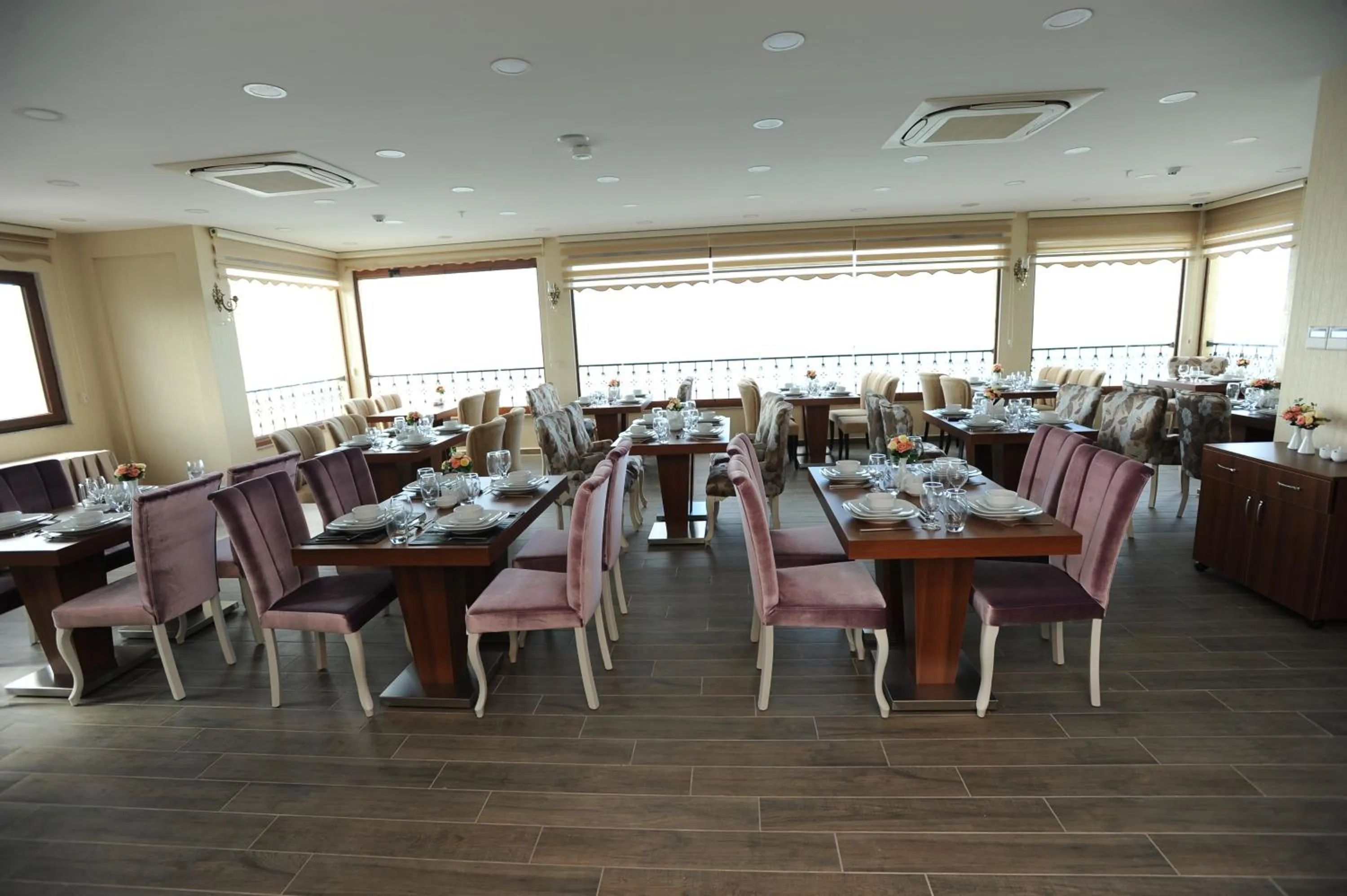 Restaurant/places to eat in Vurna Butik Hotel